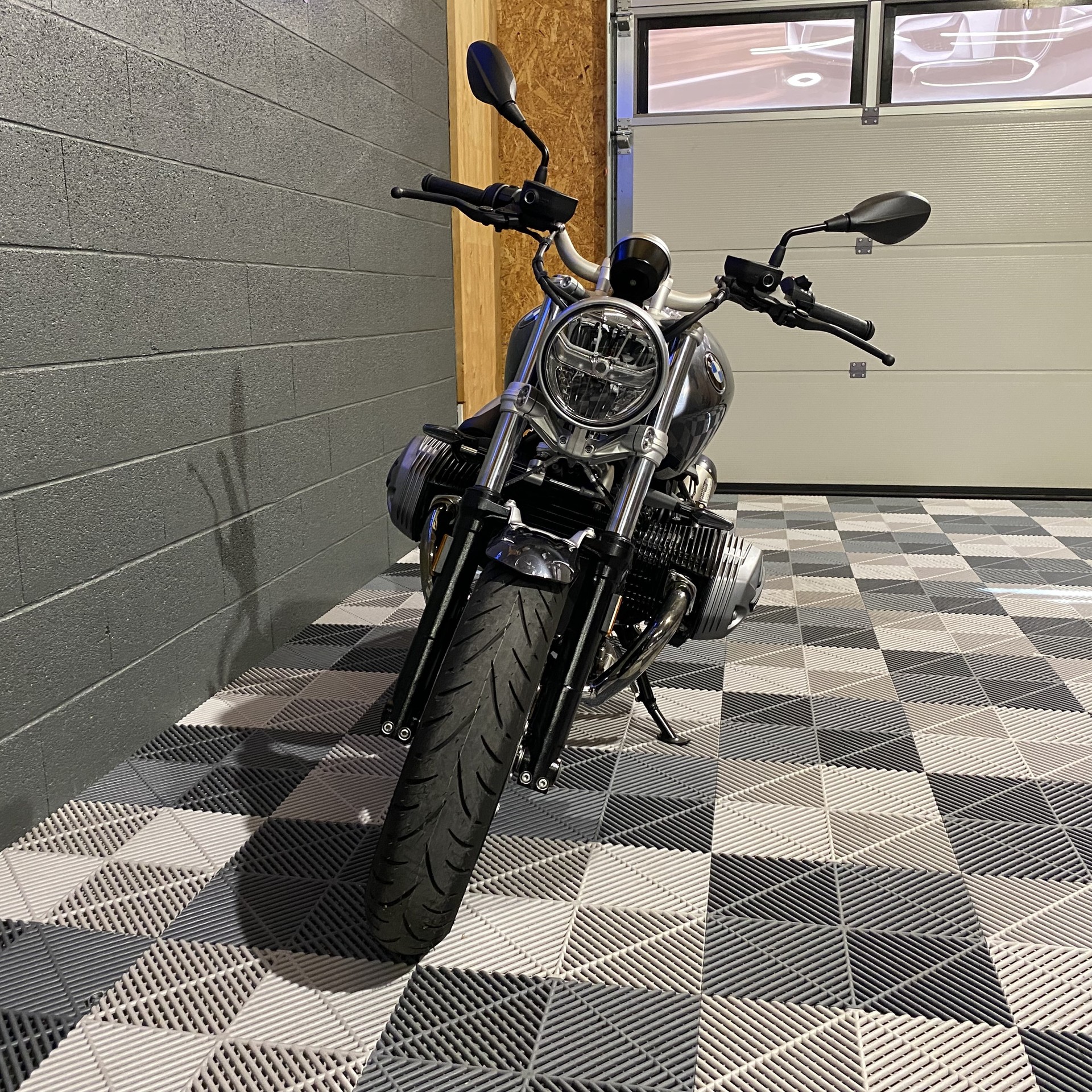 BMW R NINE T Pure A2-image-10