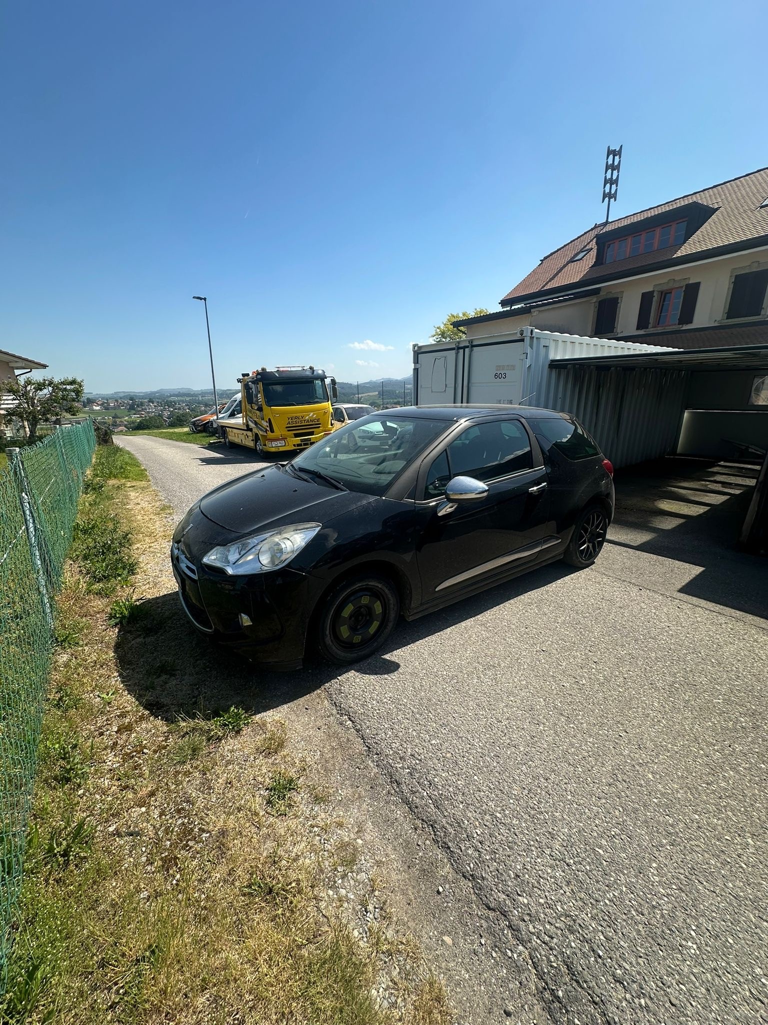 DS AUTOMOBILES DS3 1.4 VTi Chic-image-0