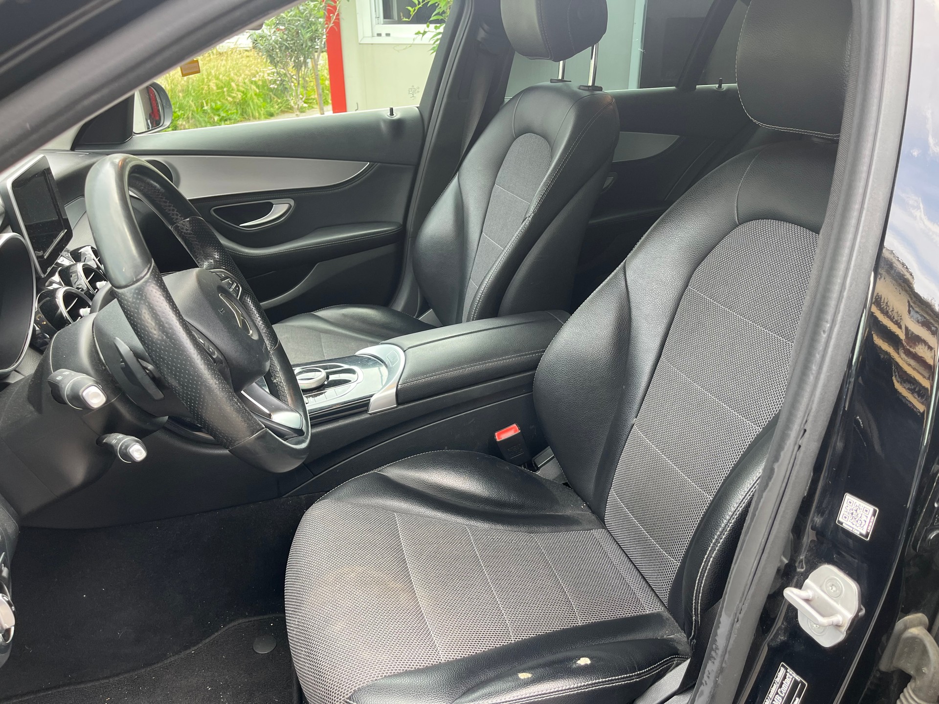 MERCEDES-BENZ C 180 Avantgarde 7G-Tronic-image-9