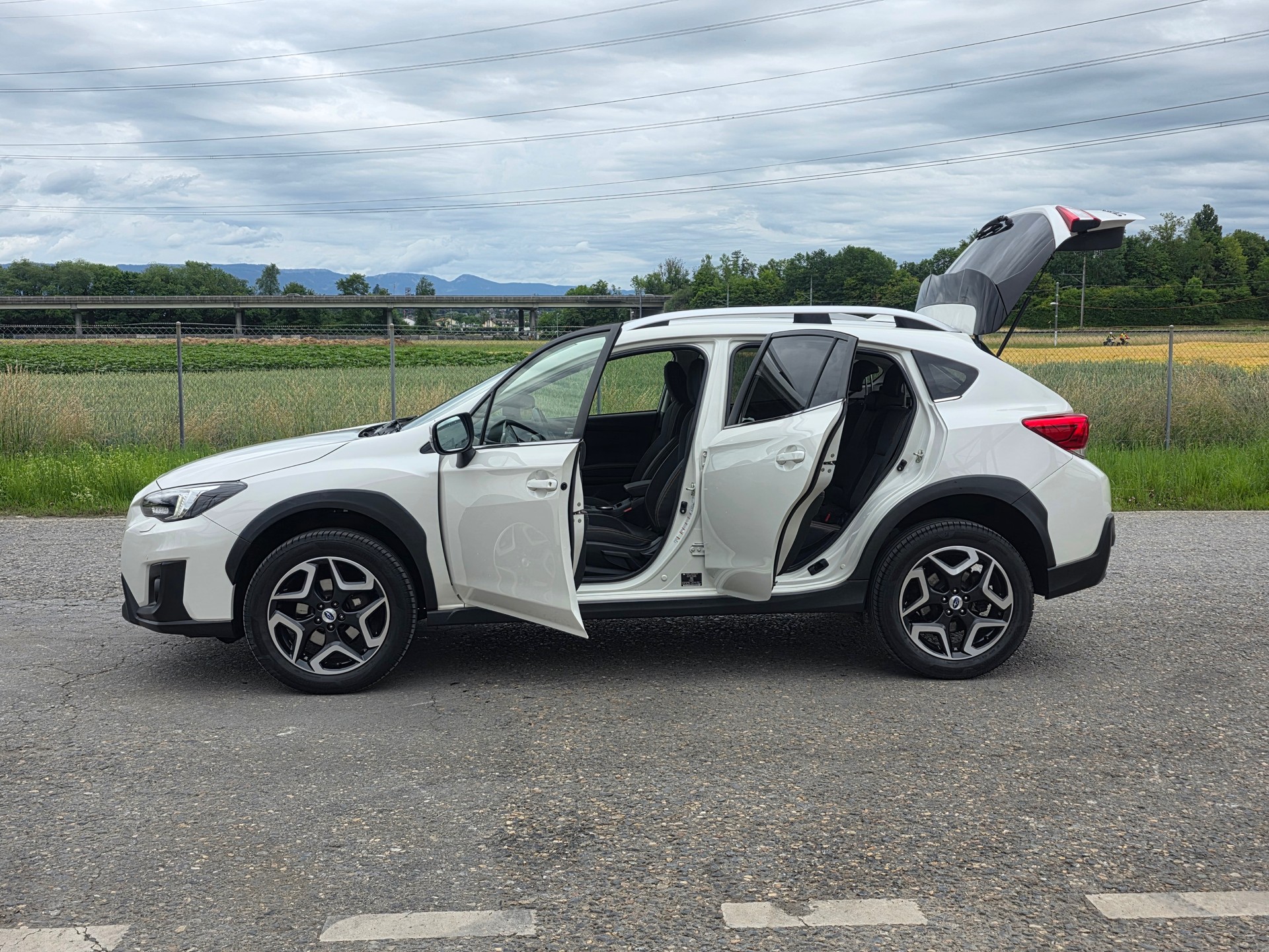 SUBARU XV 2.0 Swiss Plus AWD Lineartronic / Neu ab Mfk.-image-3