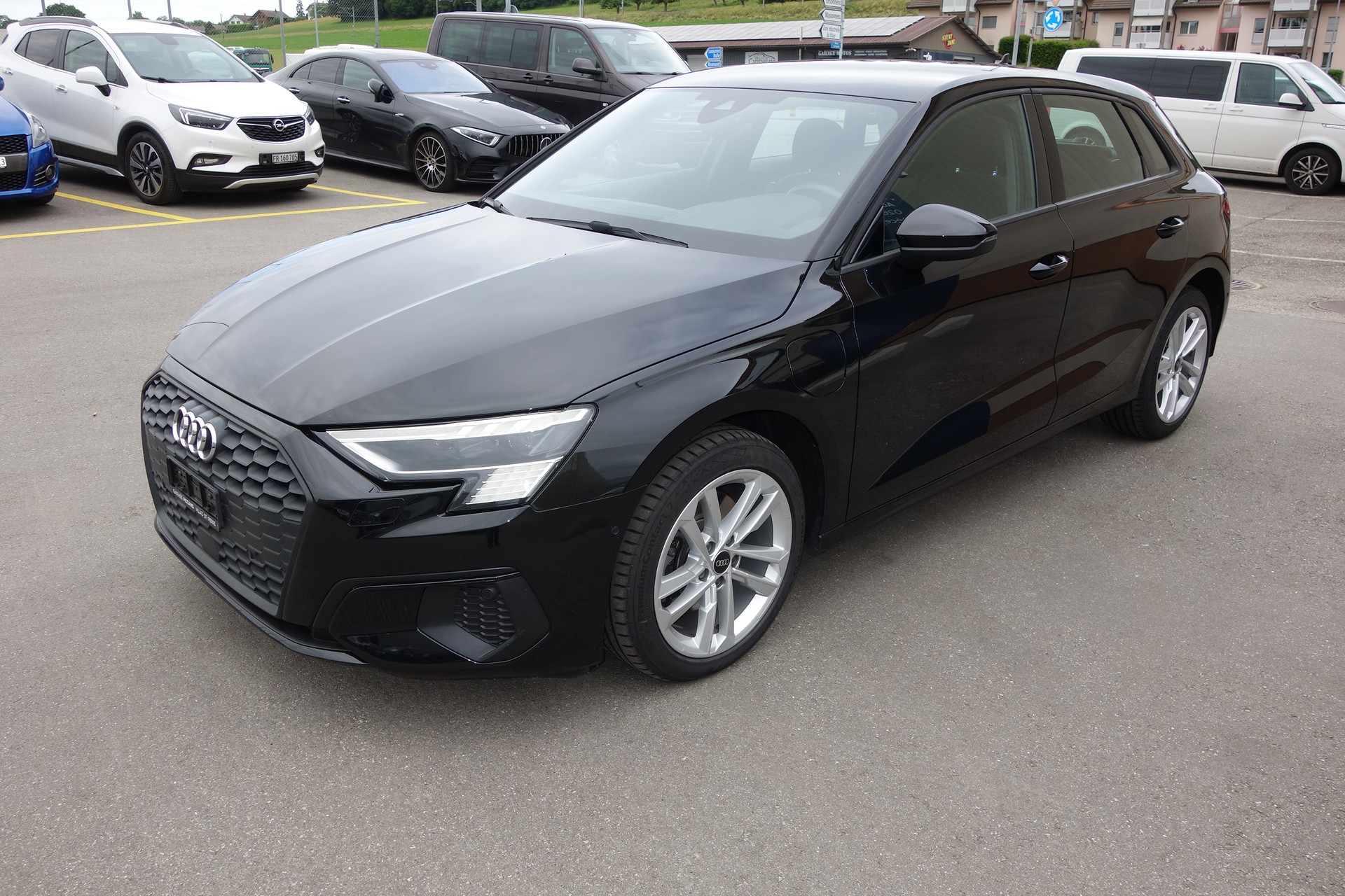 AUDI A3 Sportback 40 TFSI e S-tronic-image-2