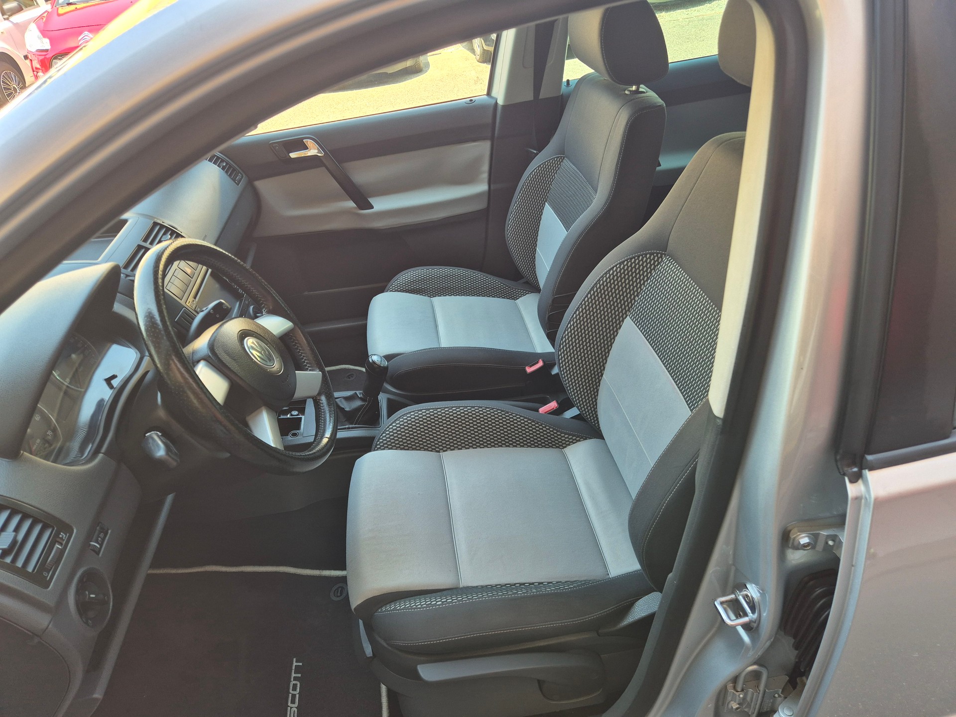 VW CrossPolo 1.4 16V Scott-image-17