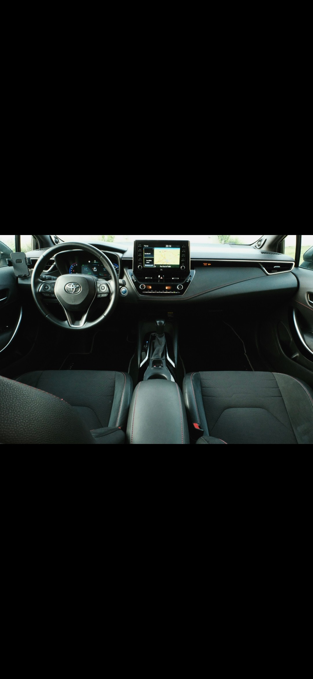 TOYOTA 2.0 HSD Premium-image-4