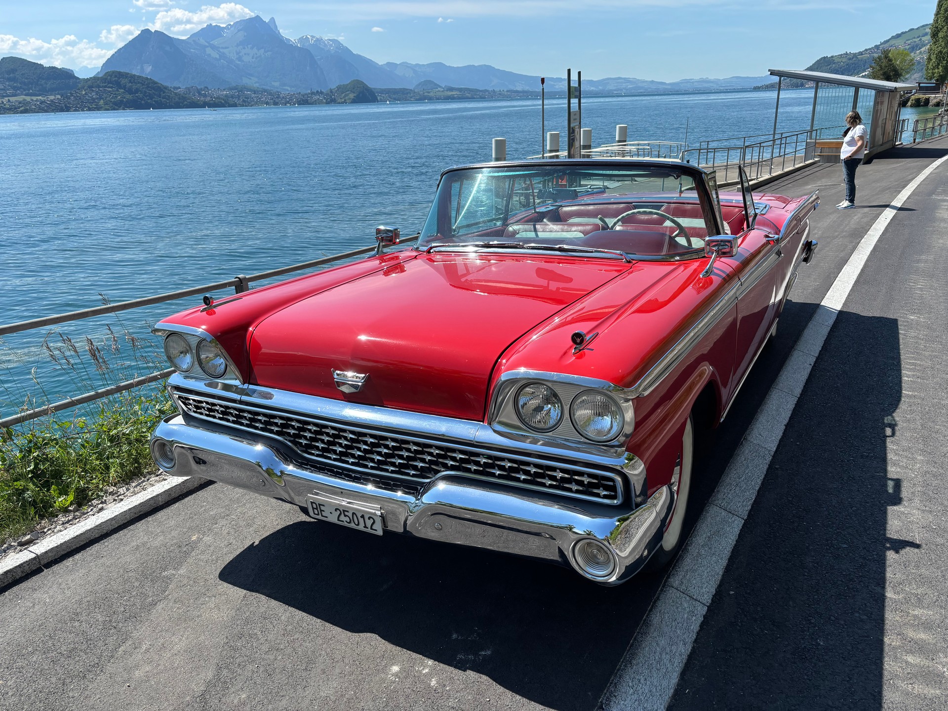 FORD Fairlane 500 Skyliner V8 300 PS-image-0