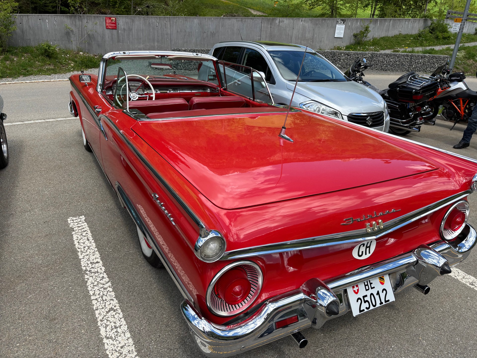 FORD Fairlane 500 Skyliner V8 300 PS-image-15