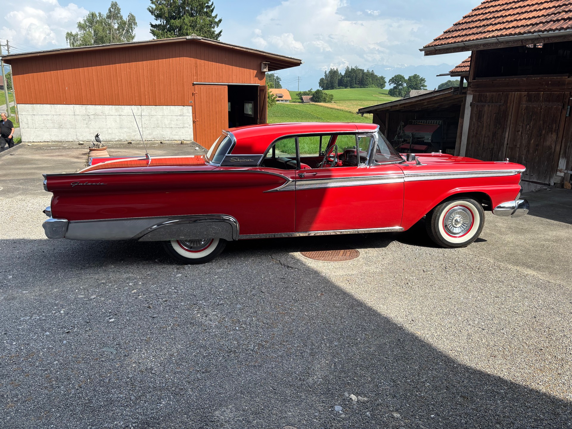 FORD Fairlane 500 Skyliner V8 300 PS-image-18