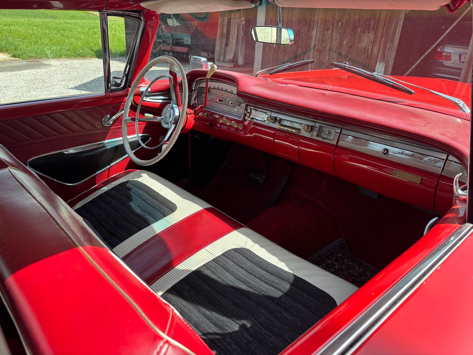 FORD Fairlane 500 Skyliner V8 300 PS-image-6