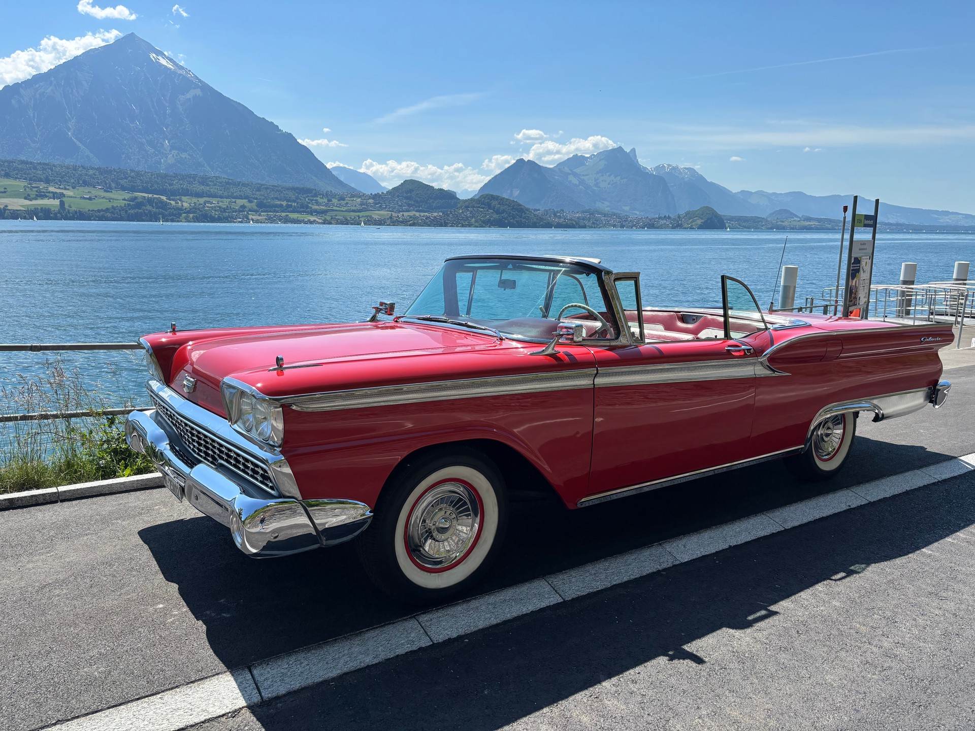 FORD Fairlane 500 Skyliner V8 300 PS-image-16