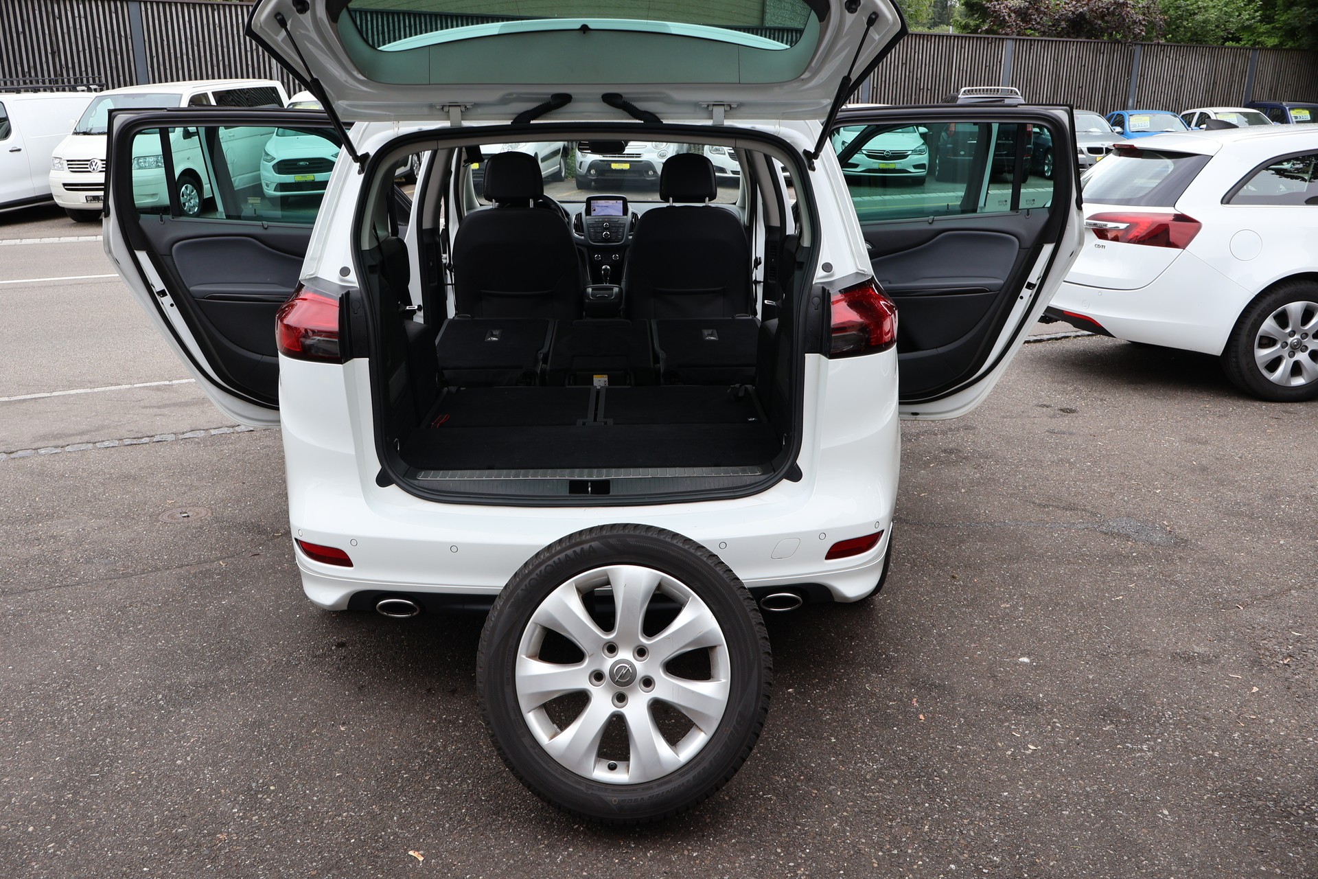 OPEL Zafira Tourer 2.0 CDTi BiTurbo Sport-image-8