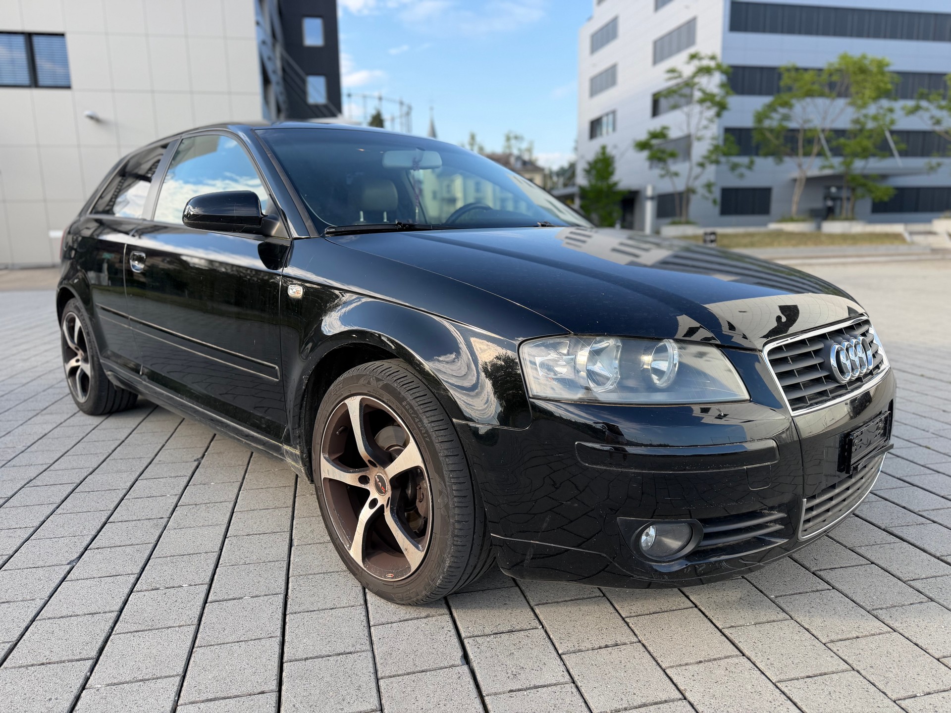 AUDI A3 1.6 Attraction-image-0