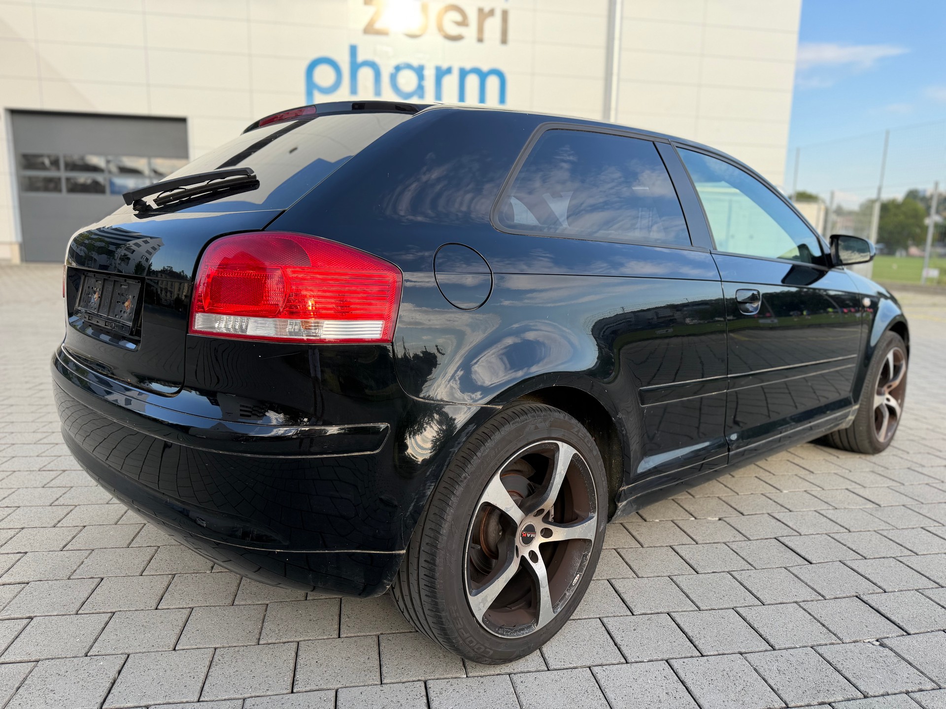 AUDI A3 1.6 Attraction-image-5