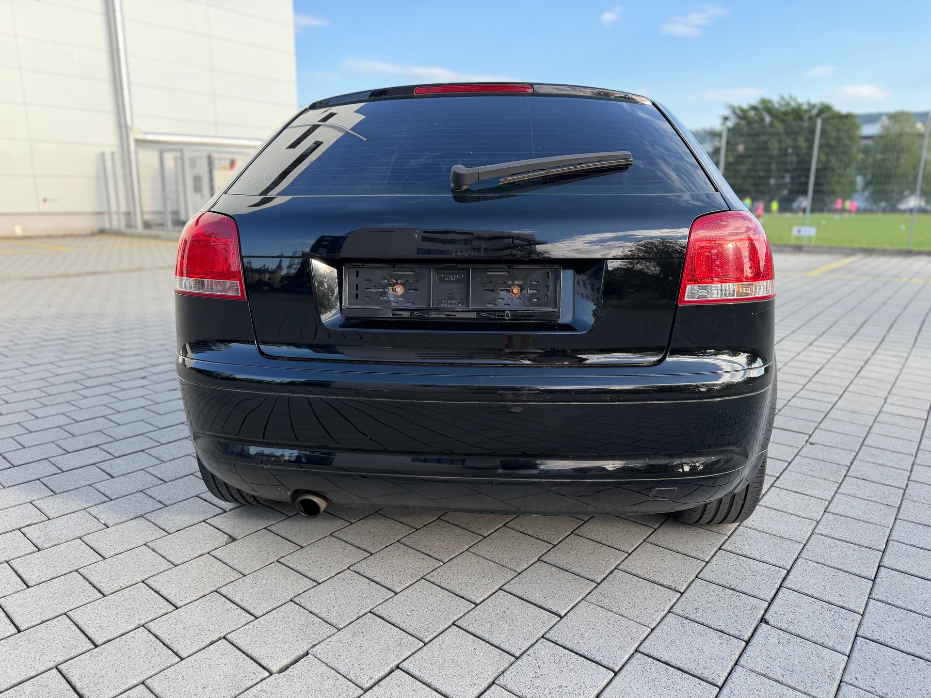AUDI A3 1.6 Attraction-image-7