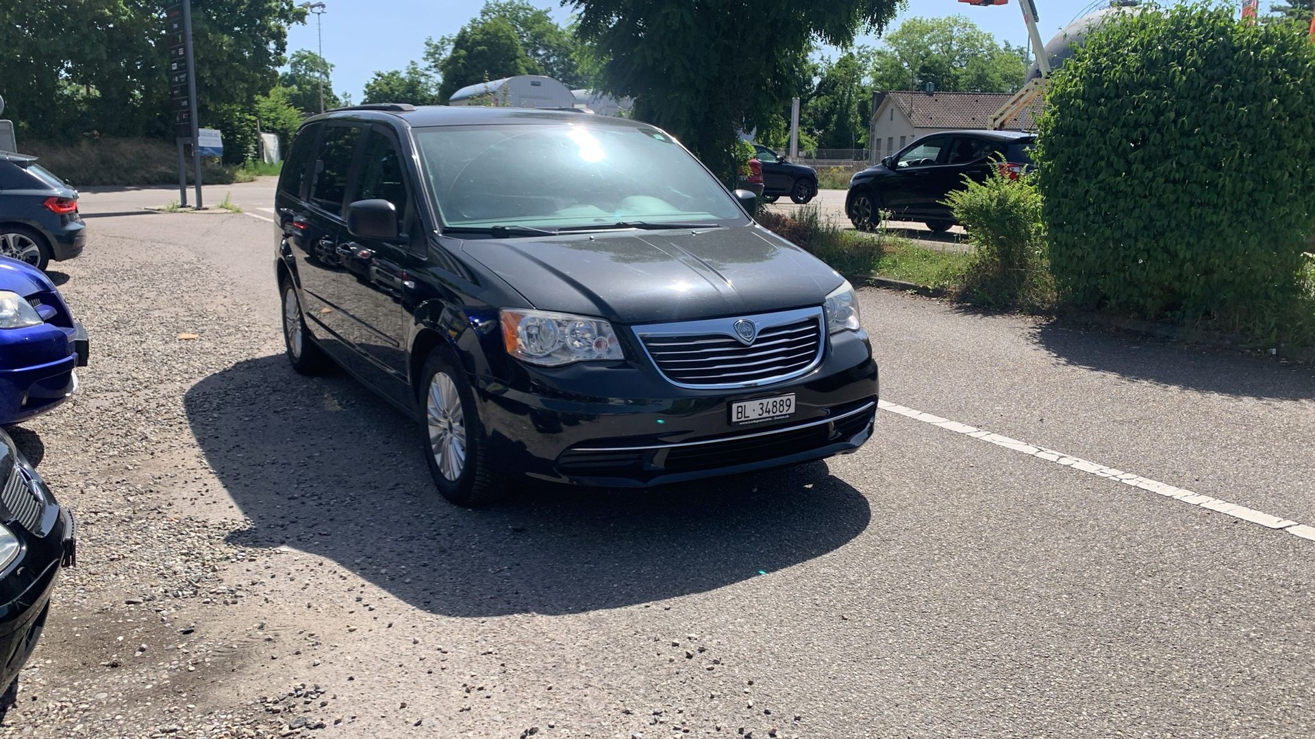 LANCIA Voyager 2.8D Gold Automatic-image-2