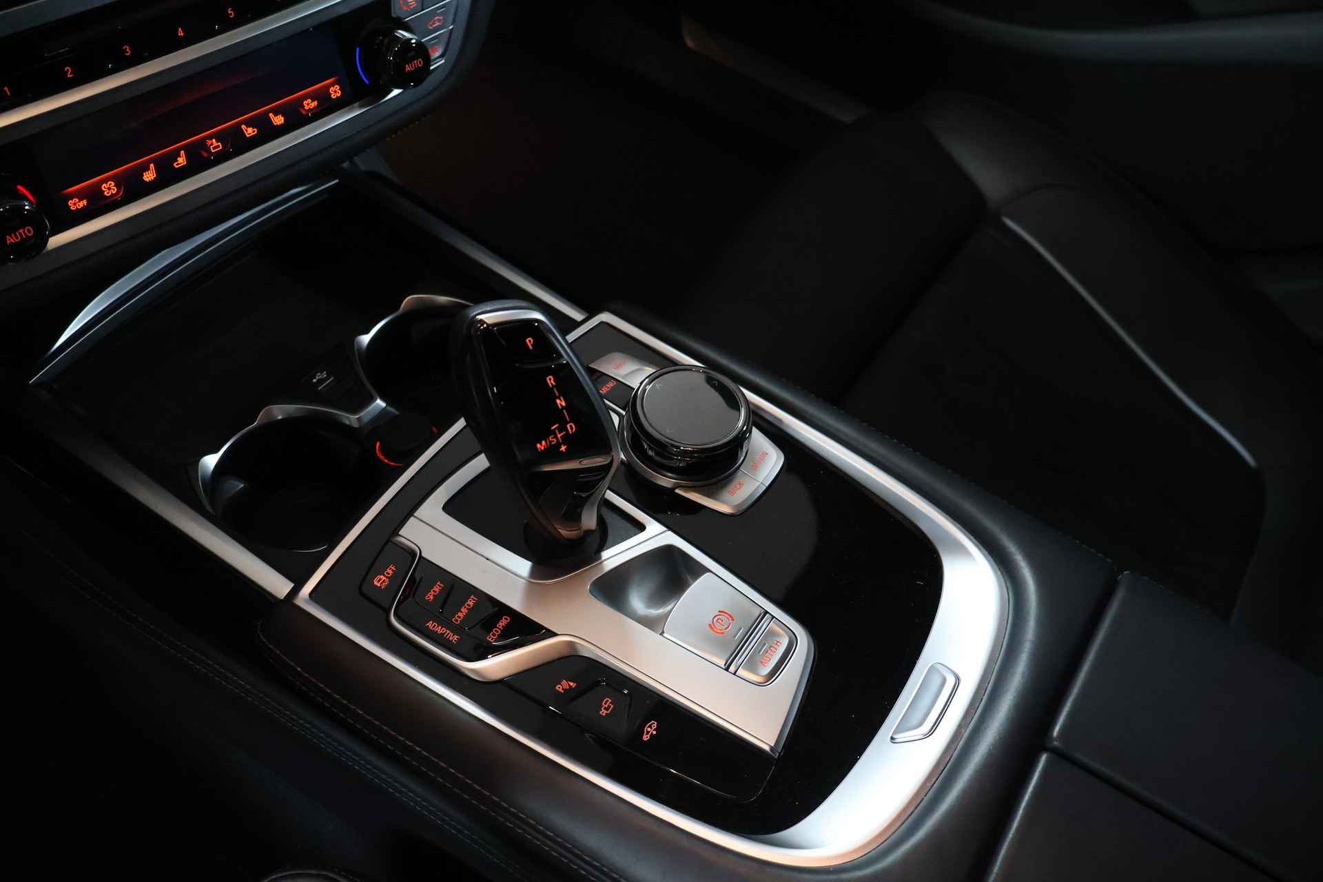 BMW 750Ld xDrive M Sport Steptronic-image-13