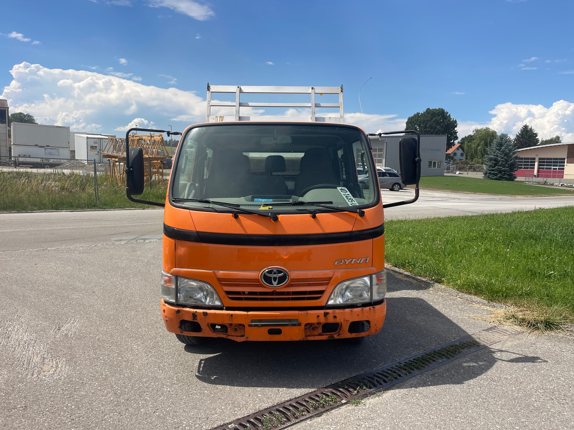 TOYOTA Dyna 150 MWB-image-2