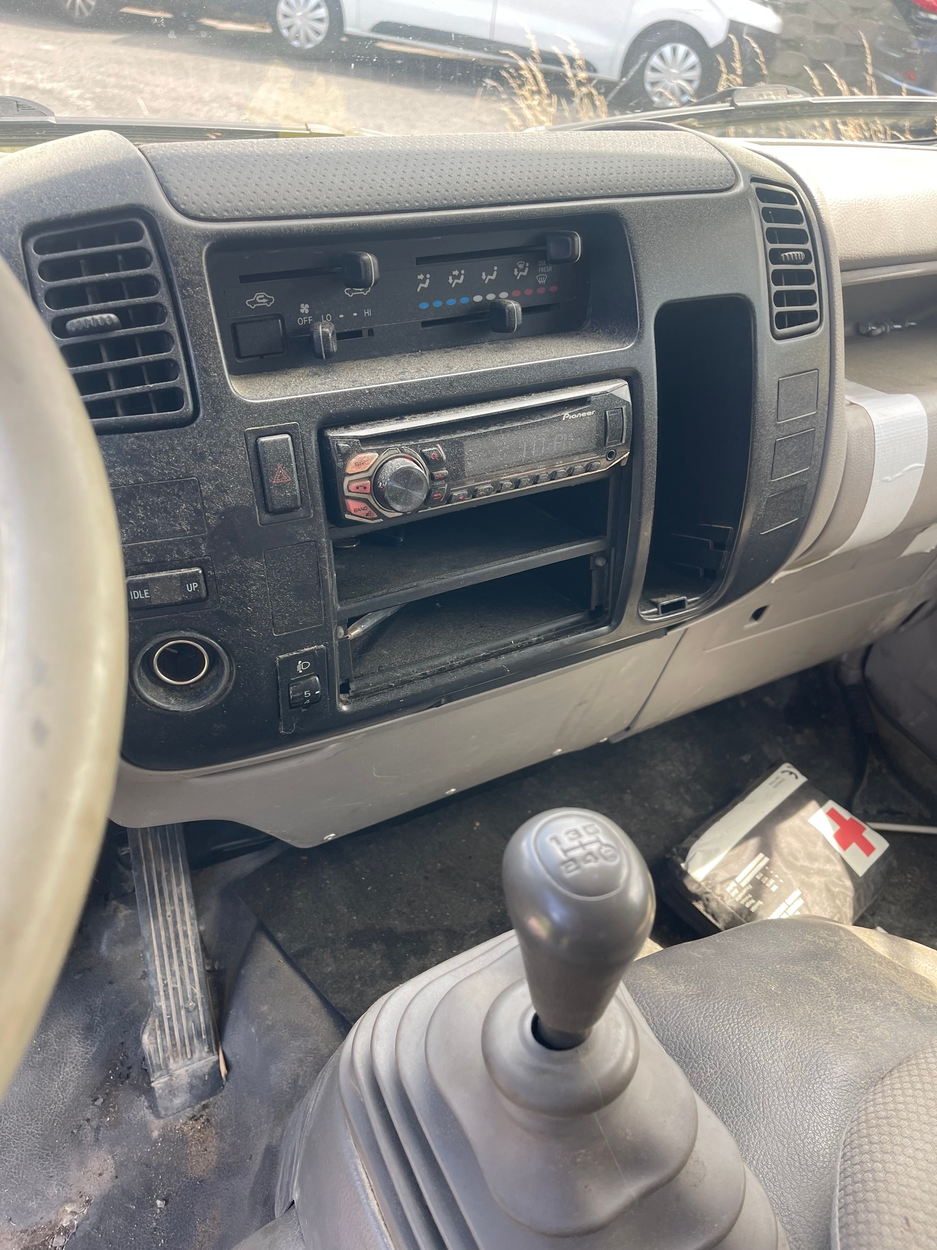 TOYOTA Dyna 150 MWB-image-8
