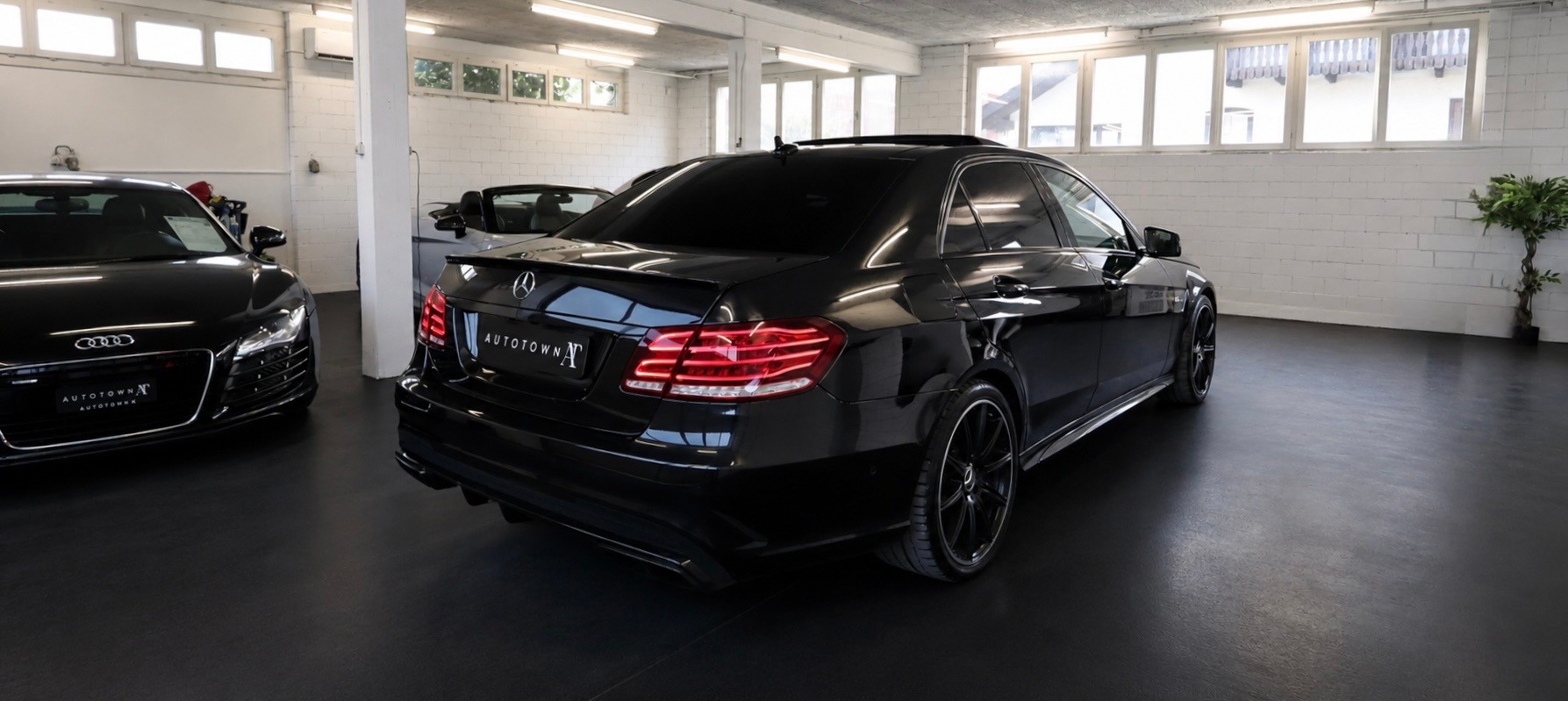 MERCEDES-BENZ E 63 AMG S 4Matic Speedshift-image-1