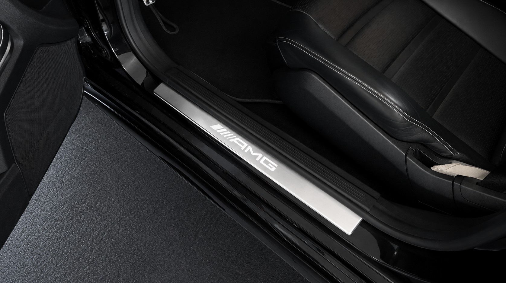 MERCEDES-BENZ E 63 AMG S 4Matic Speedshift-image-2