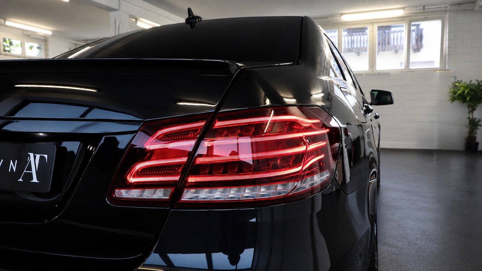 MERCEDES-BENZ E 63 AMG S 4Matic Speedshift-image-26