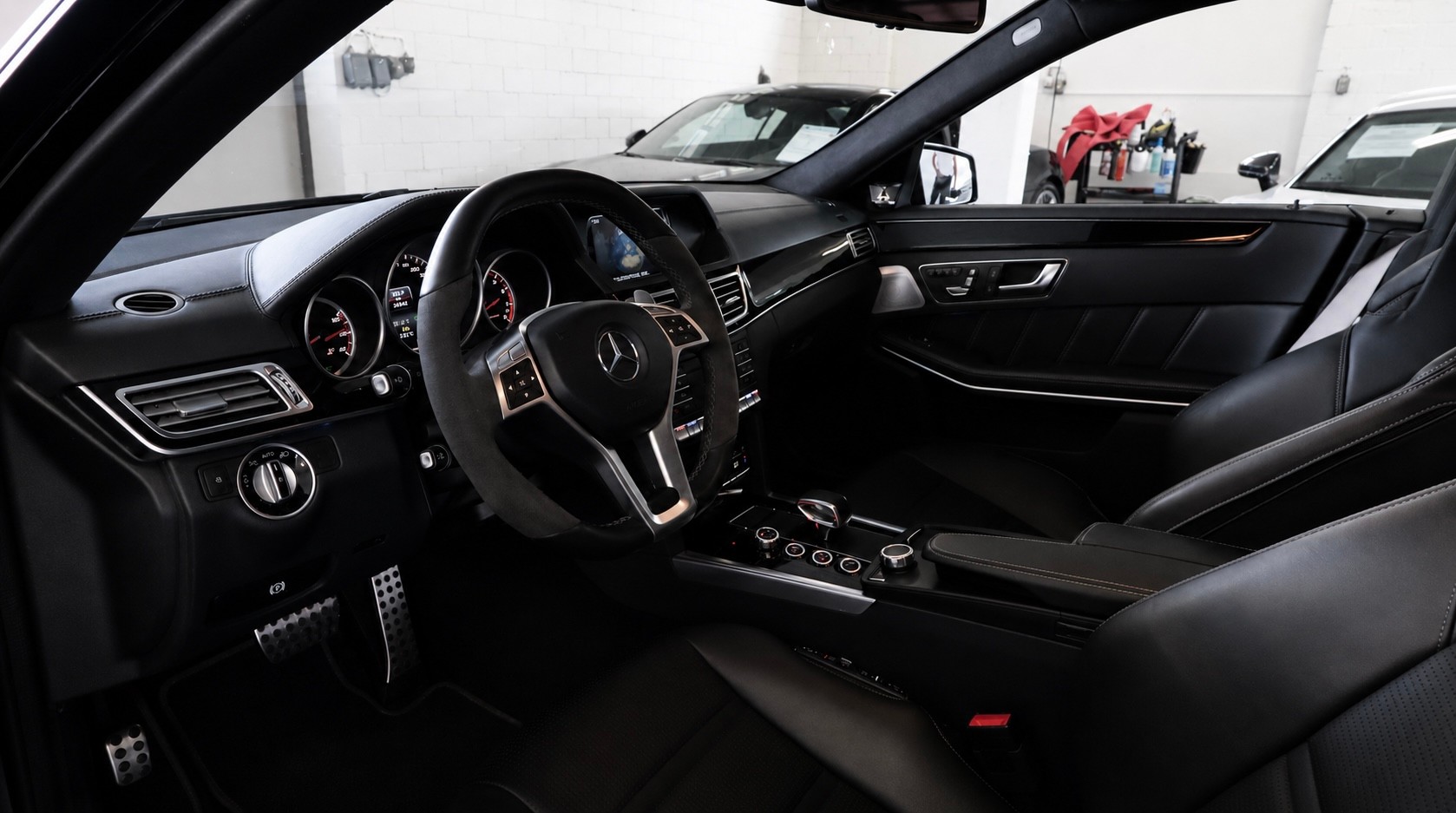 MERCEDES-BENZ E 63 AMG S 4Matic Speedshift-image-3