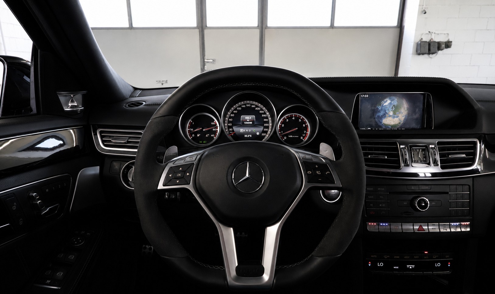 MERCEDES-BENZ E 63 AMG S 4Matic Speedshift-image-6