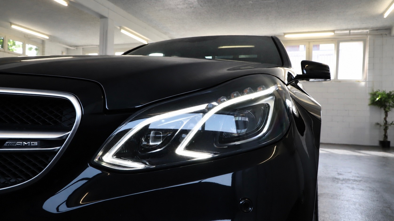 MERCEDES-BENZ E 63 AMG S 4Matic Speedshift-image-25