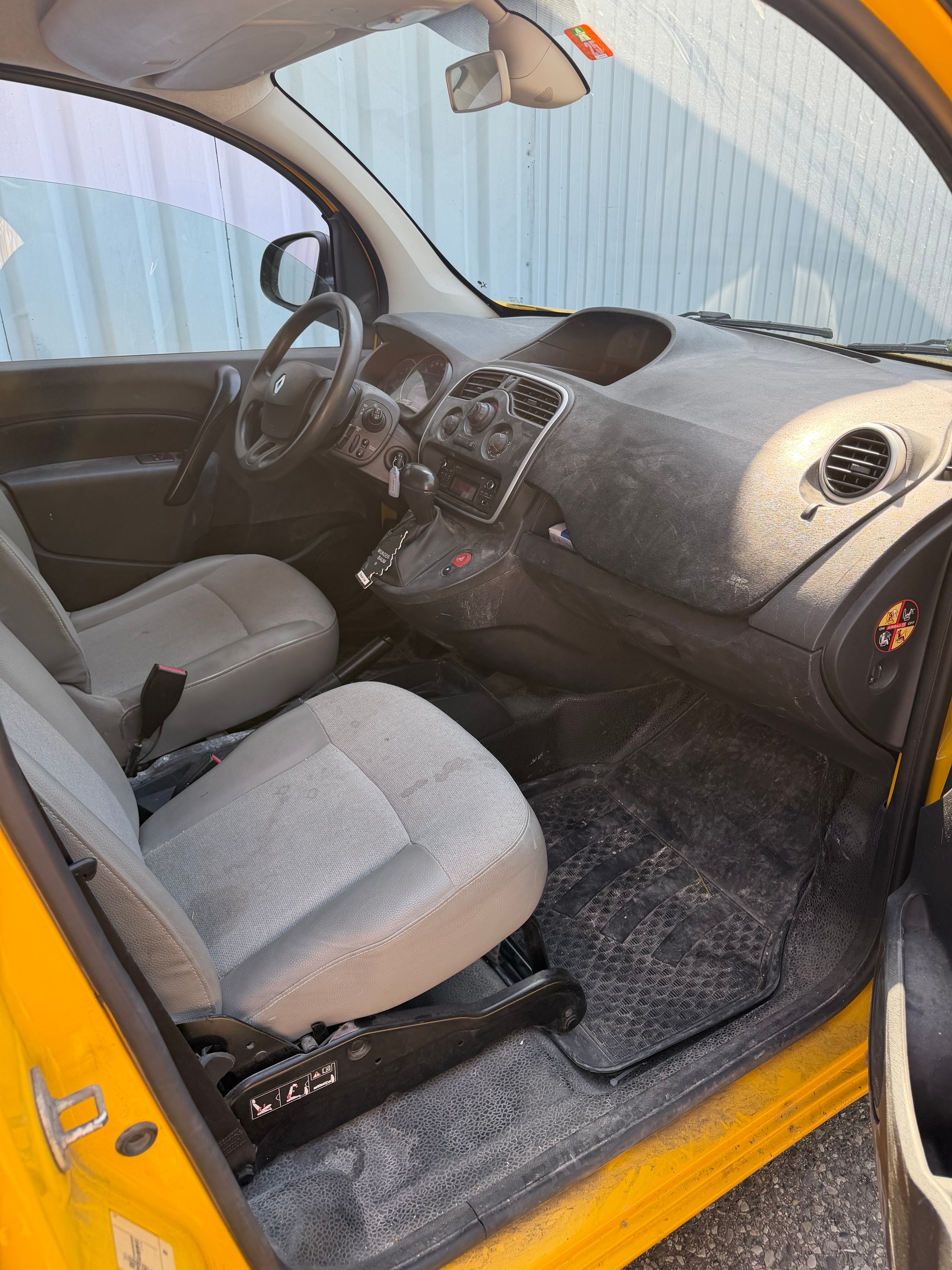 RENAULT 1.2 TCe 115 Business-image-4