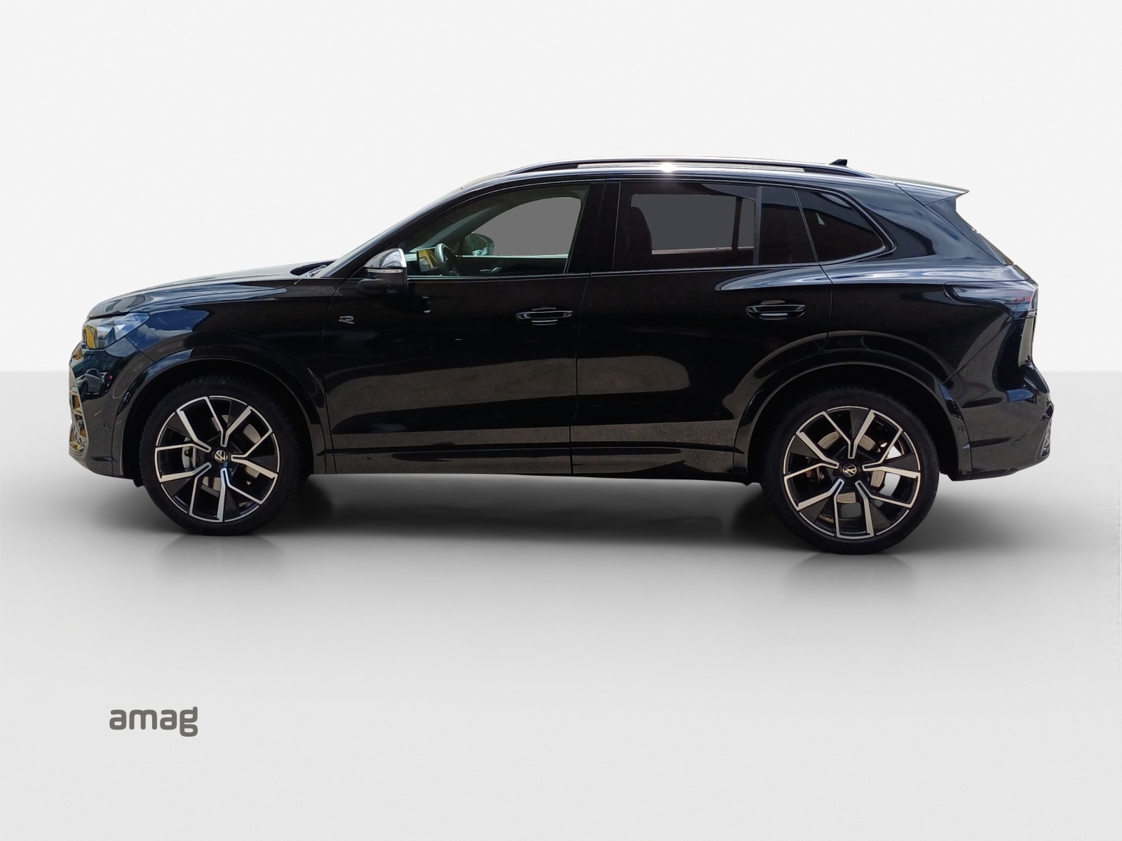 VW Tiguan 2.0 TSI DSG R-Line 4Motion-image-1