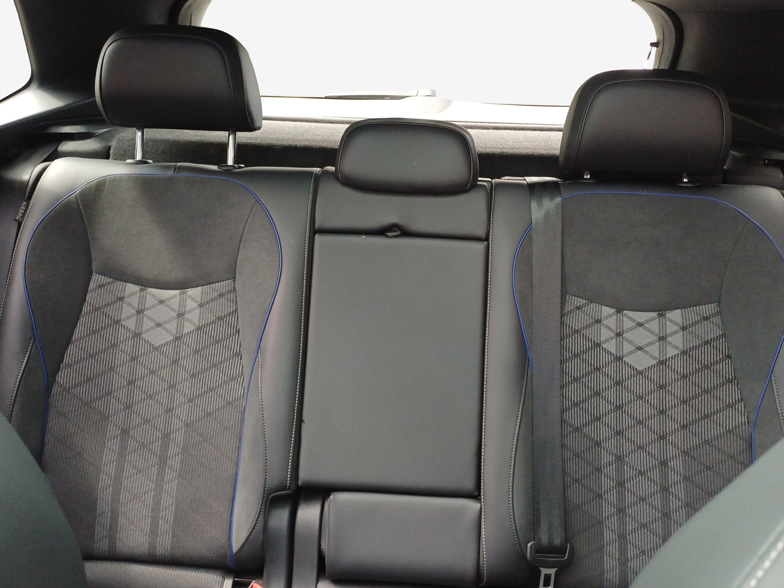VW Tiguan 2.0 TSI DSG R-Line 4Motion-image-11