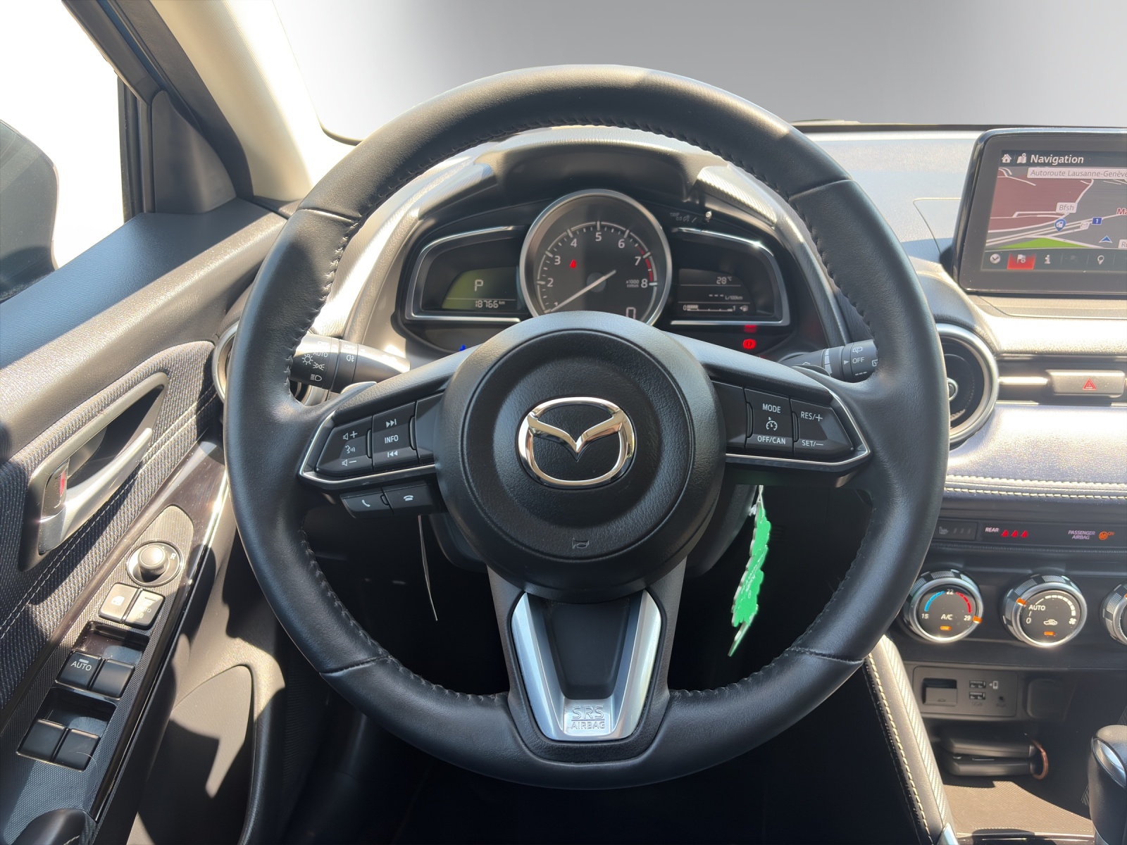 MAZDA 2 G 90 Revolution-image-10