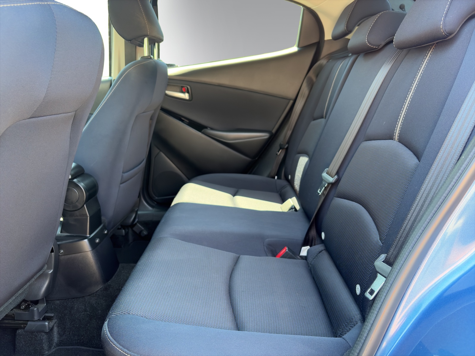 MAZDA 2 G 90 Revolution-image-8