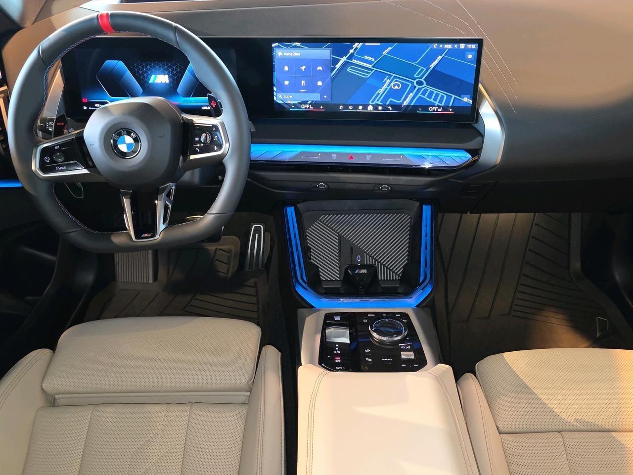 BMW X3 M50i-image-8