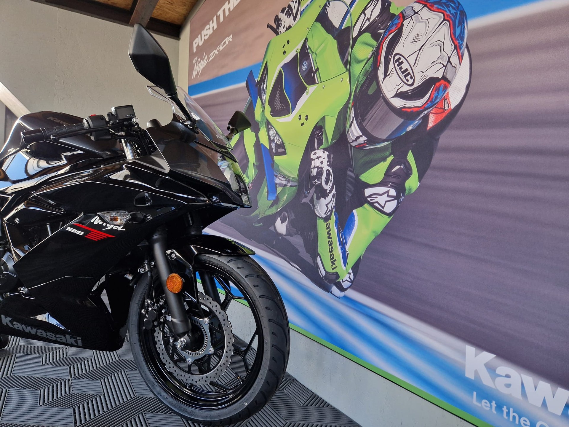 KAWASAKI Ninja 125 Black