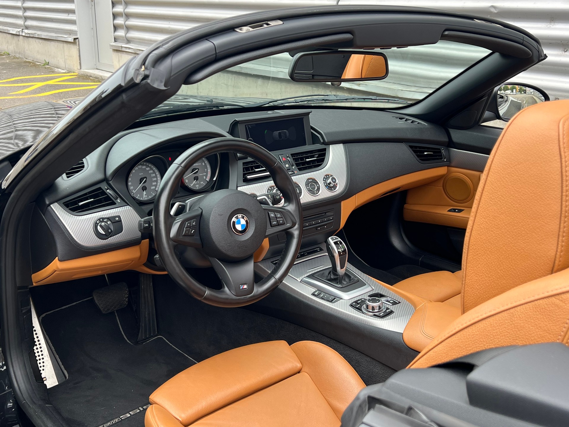 BMW Z4 sDrive 35is DKG-image-7