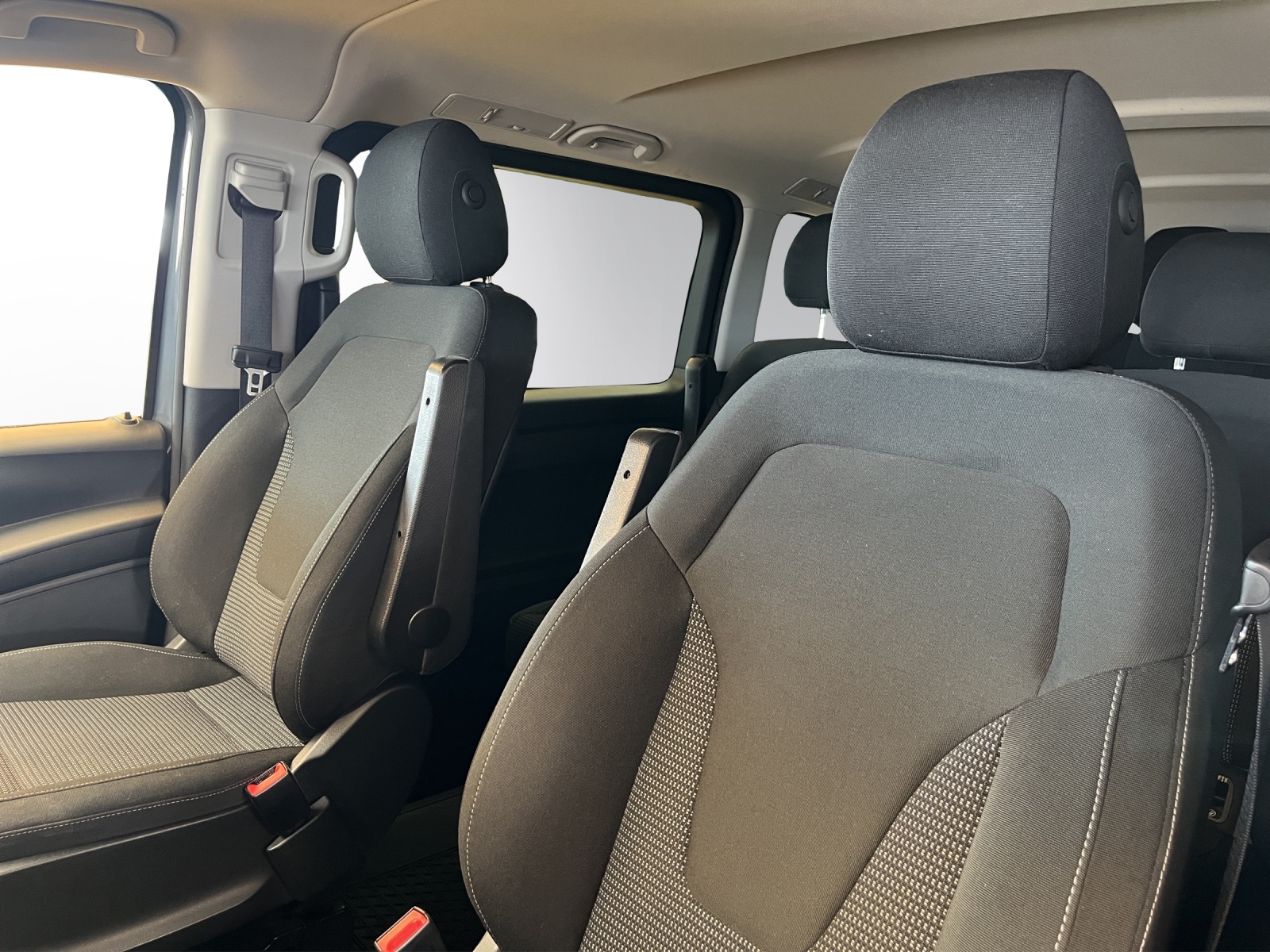 MERCEDES-BENZ Vito 116 CDI Lang Select Family Tourer 4Matic 9G-Tronic-image-9