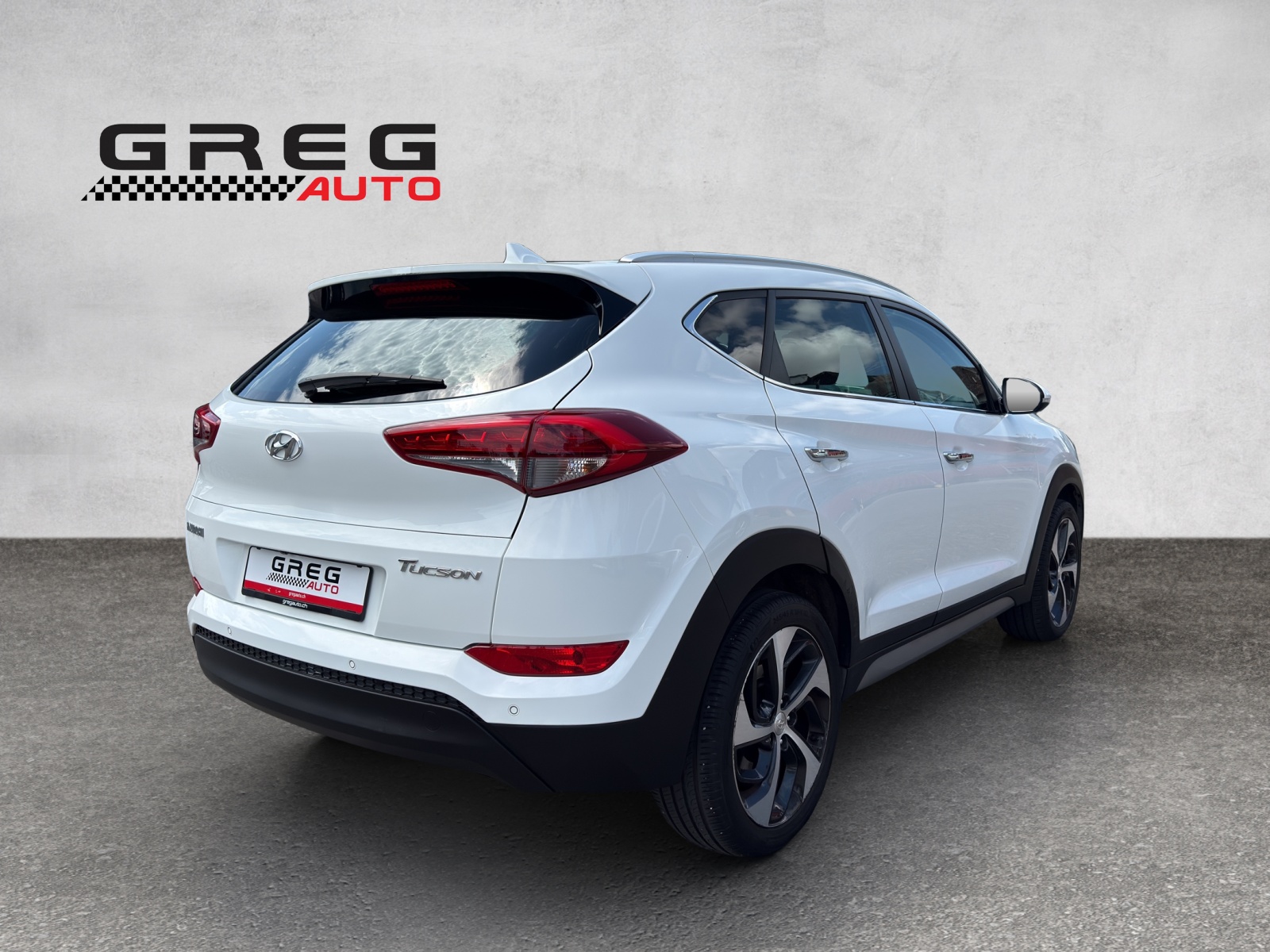 HYUNDAI Tucson 1.7 CRDI Origo 2WD DCT7-image-3
