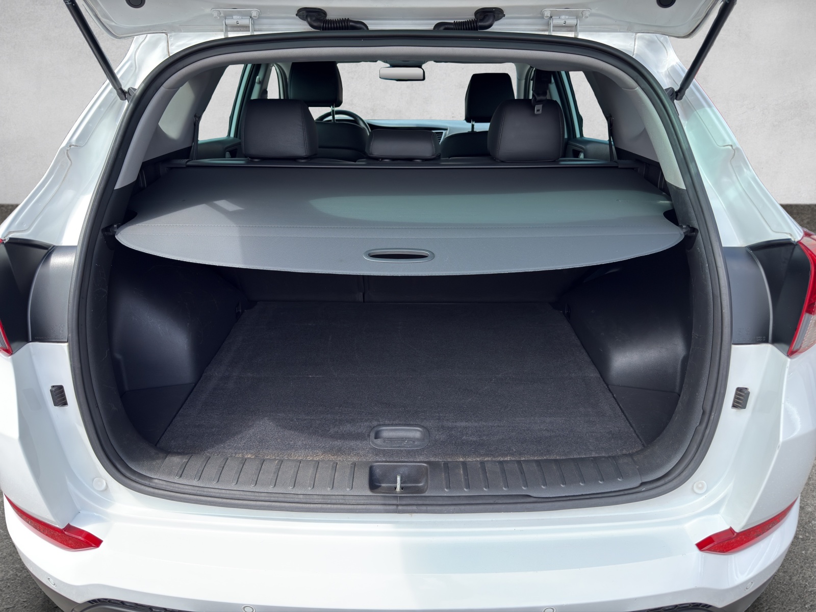 HYUNDAI Tucson 1.7 CRDI Origo 2WD DCT7-image-19