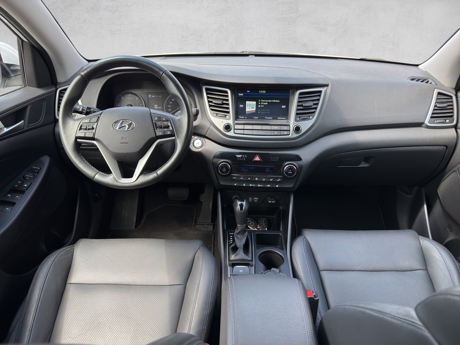 HYUNDAI Tucson 1.7 CRDI Origo 2WD DCT7-image-9