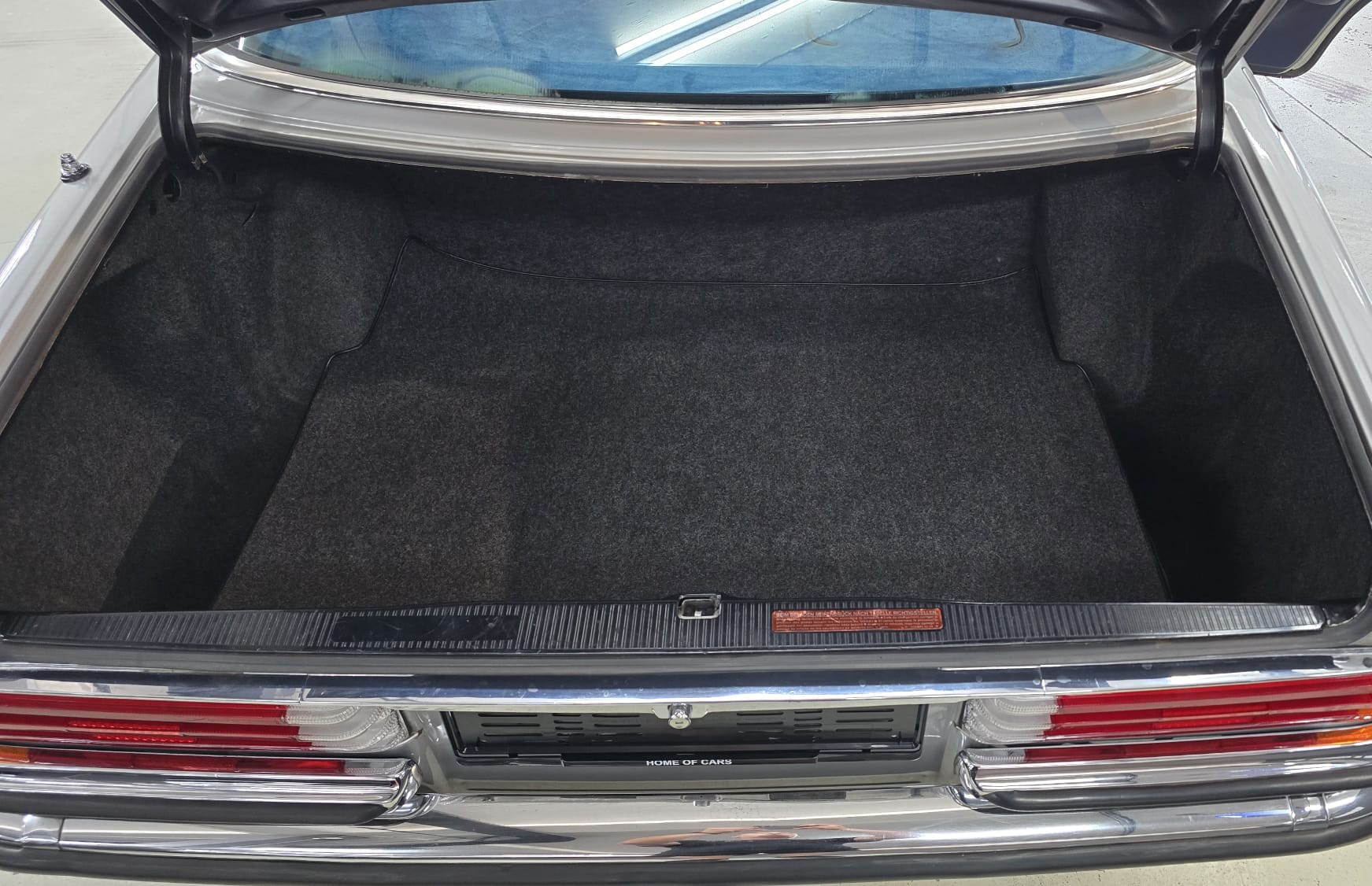 MERCEDES-BENZ 350 SE V8 Veteran-image-21