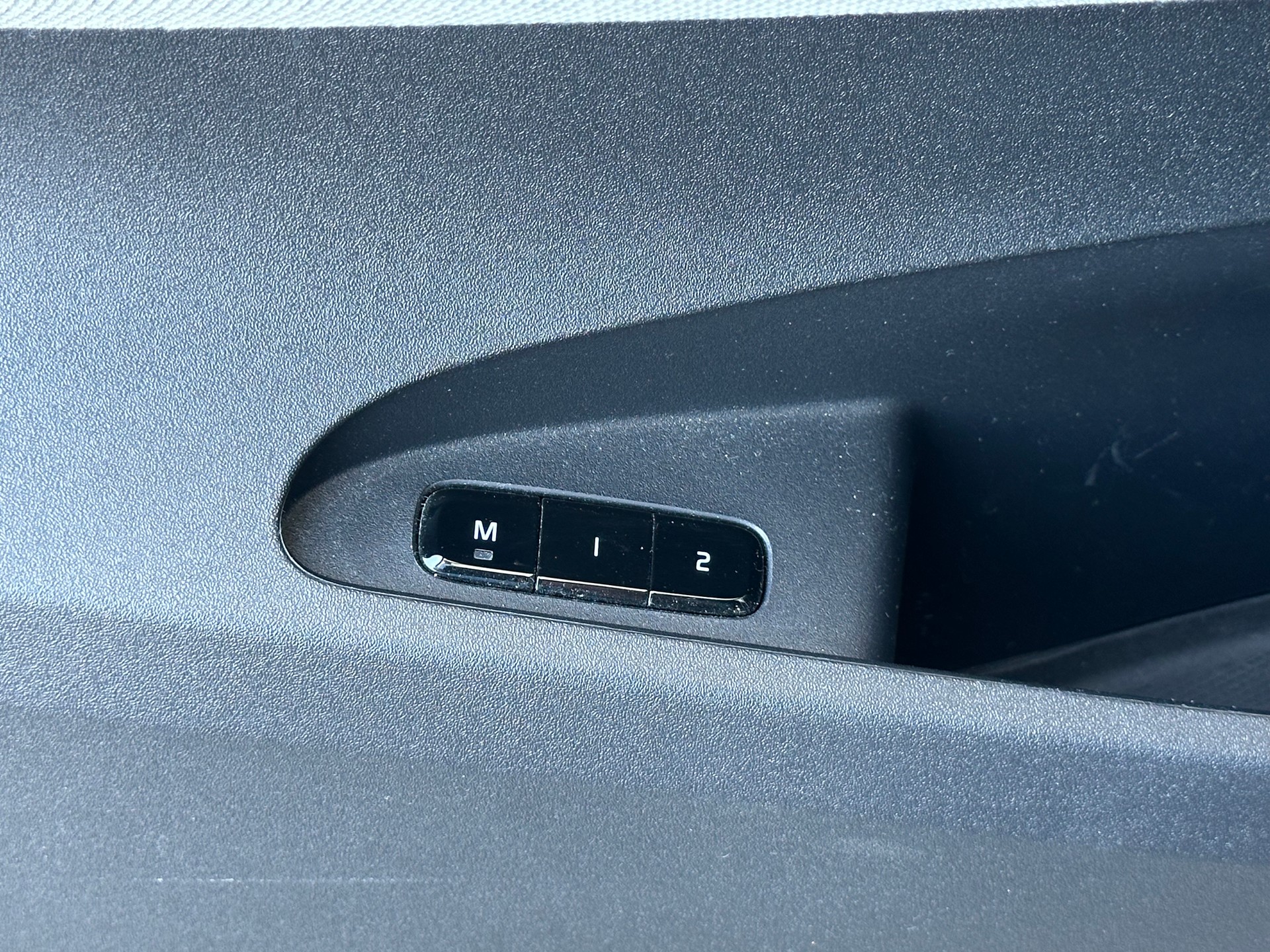 POLESTAR Polestar 2 Long Range Dual Performance 78 kWh-image-11