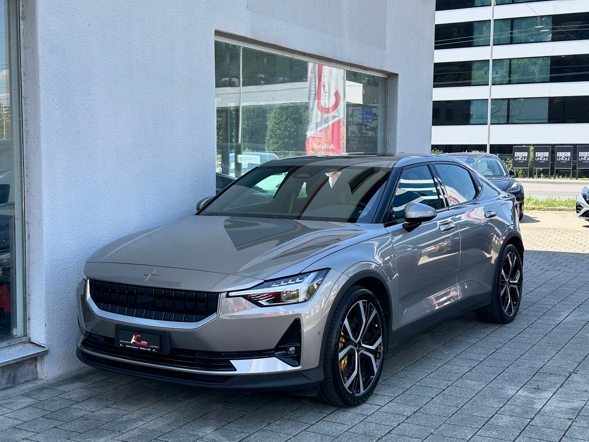 POLESTAR Polestar 2 Long Range Dual Performance 78 kWh-image-0