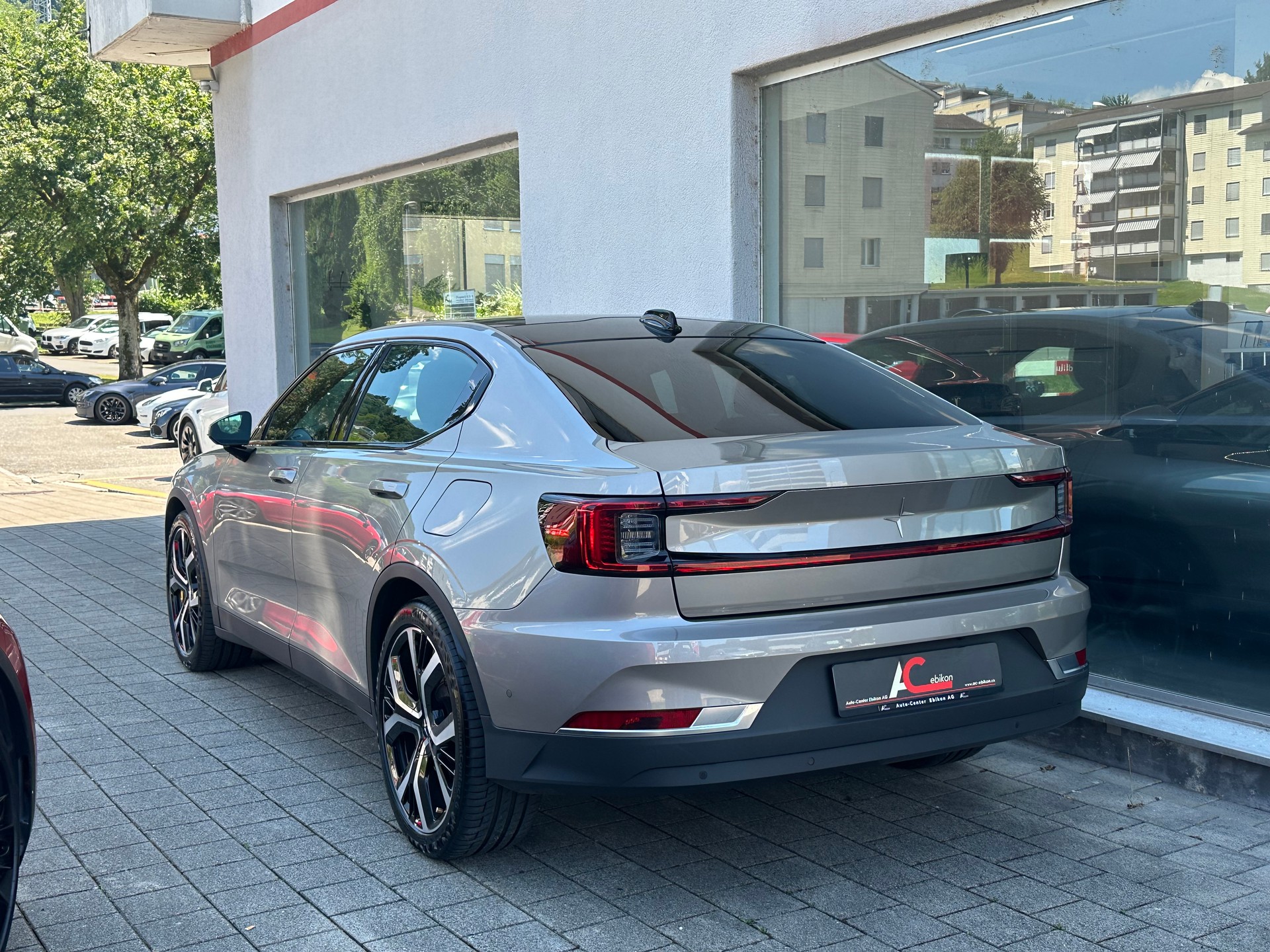 POLESTAR Polestar 2 Long Range Dual Performance 78 kWh-image-1