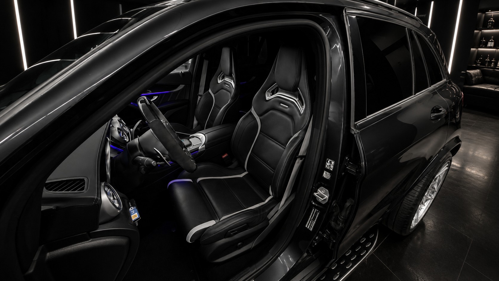 MERCEDES-BENZ GLC 63 S AMG 4m+-image-10