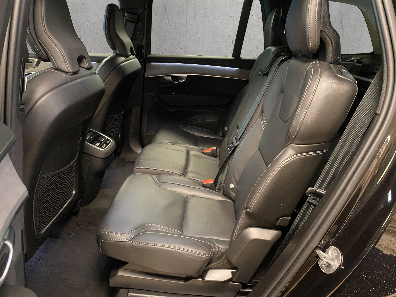 VOLVO XC90 B5 Diesel Mild Hybrid AWD Plus Bright Geartronic-image-11