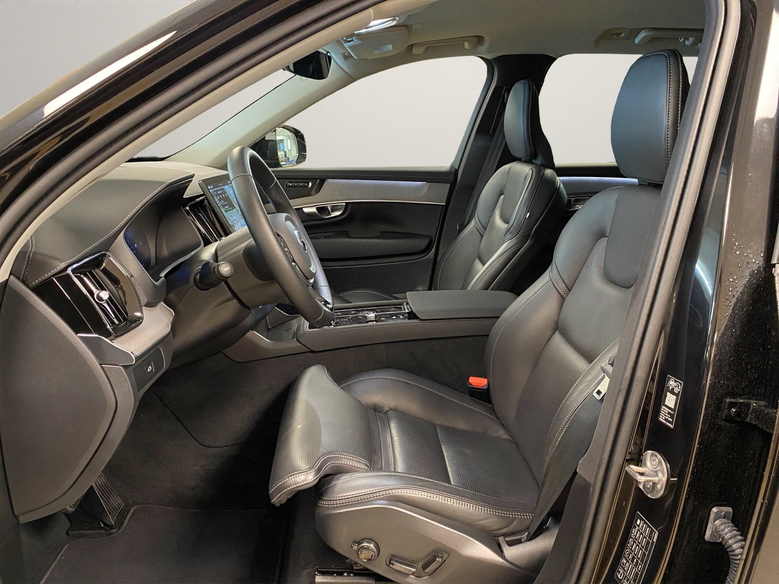 Image VOLVO XC90 XC90 B5 Benzin Mild Hybrid AWD Plus Bright Geartronic