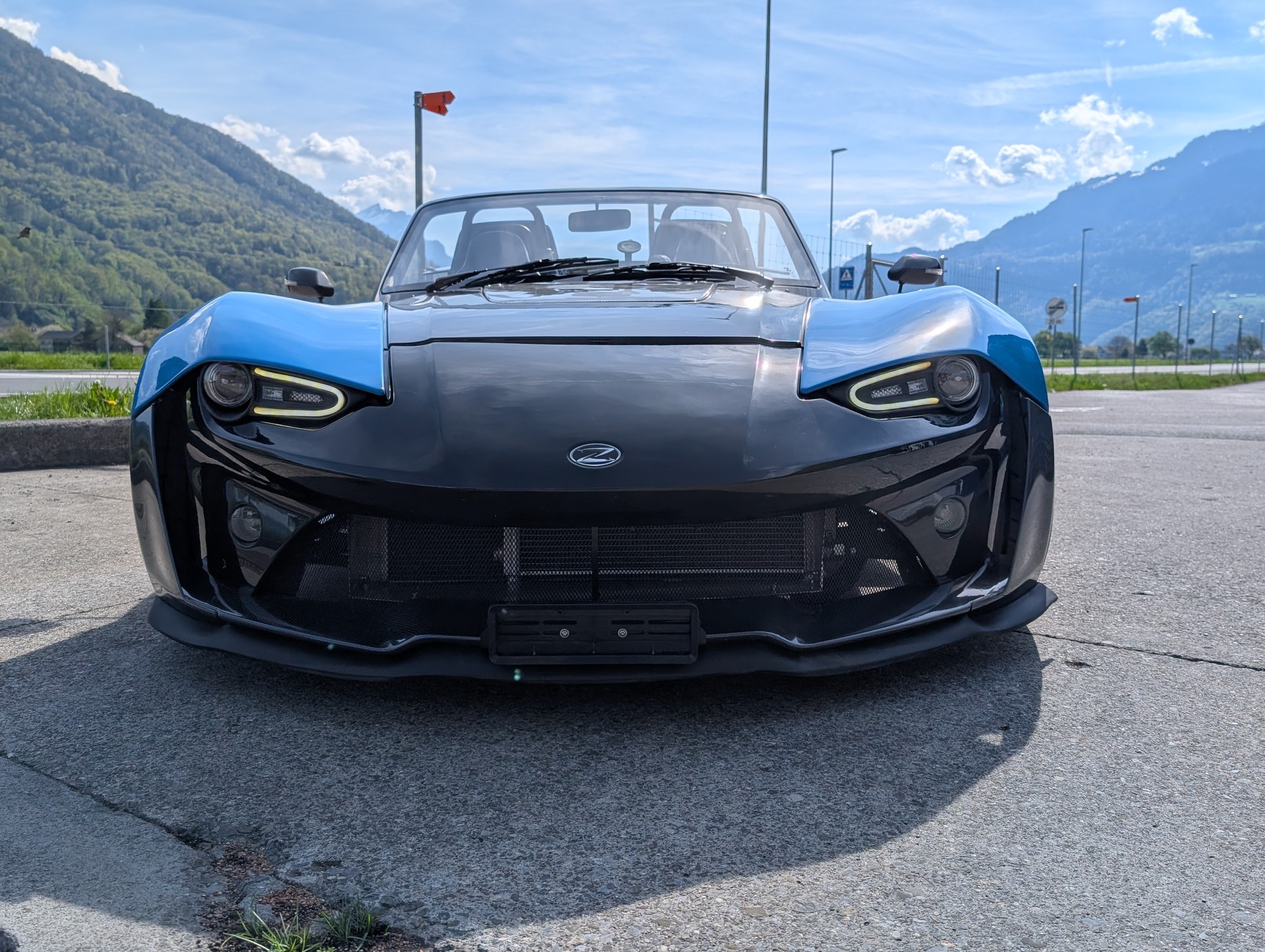 Zenos E10S