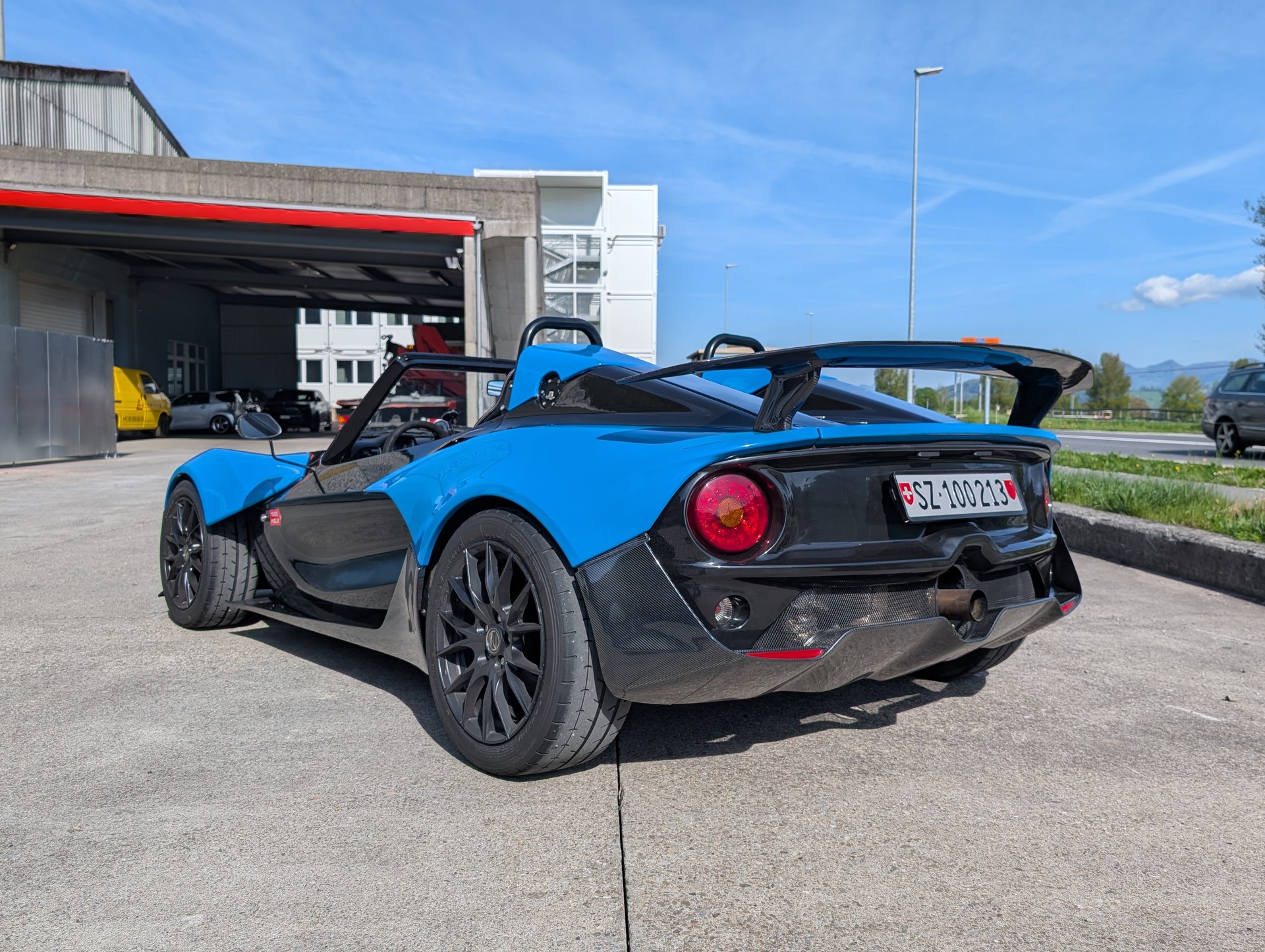 Zenos E10S-image-3