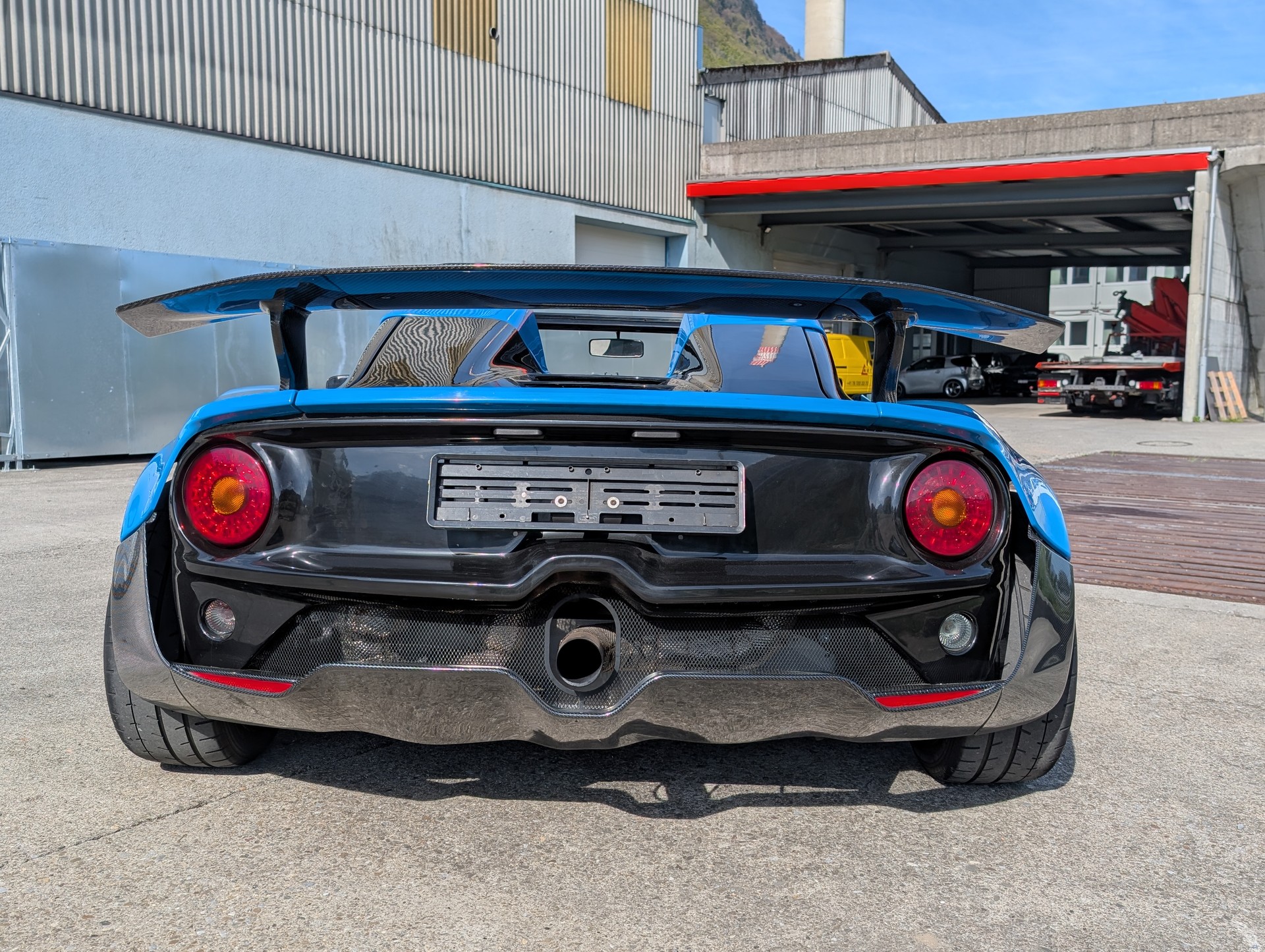 Zenos E10S-image-4