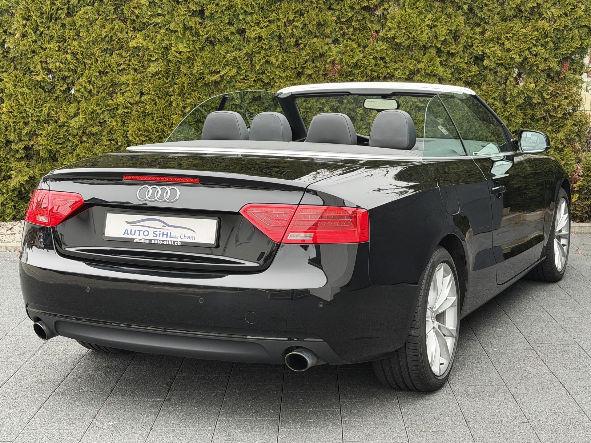 AUDI A5 Cabriolet 1.8 TFSI-image-16