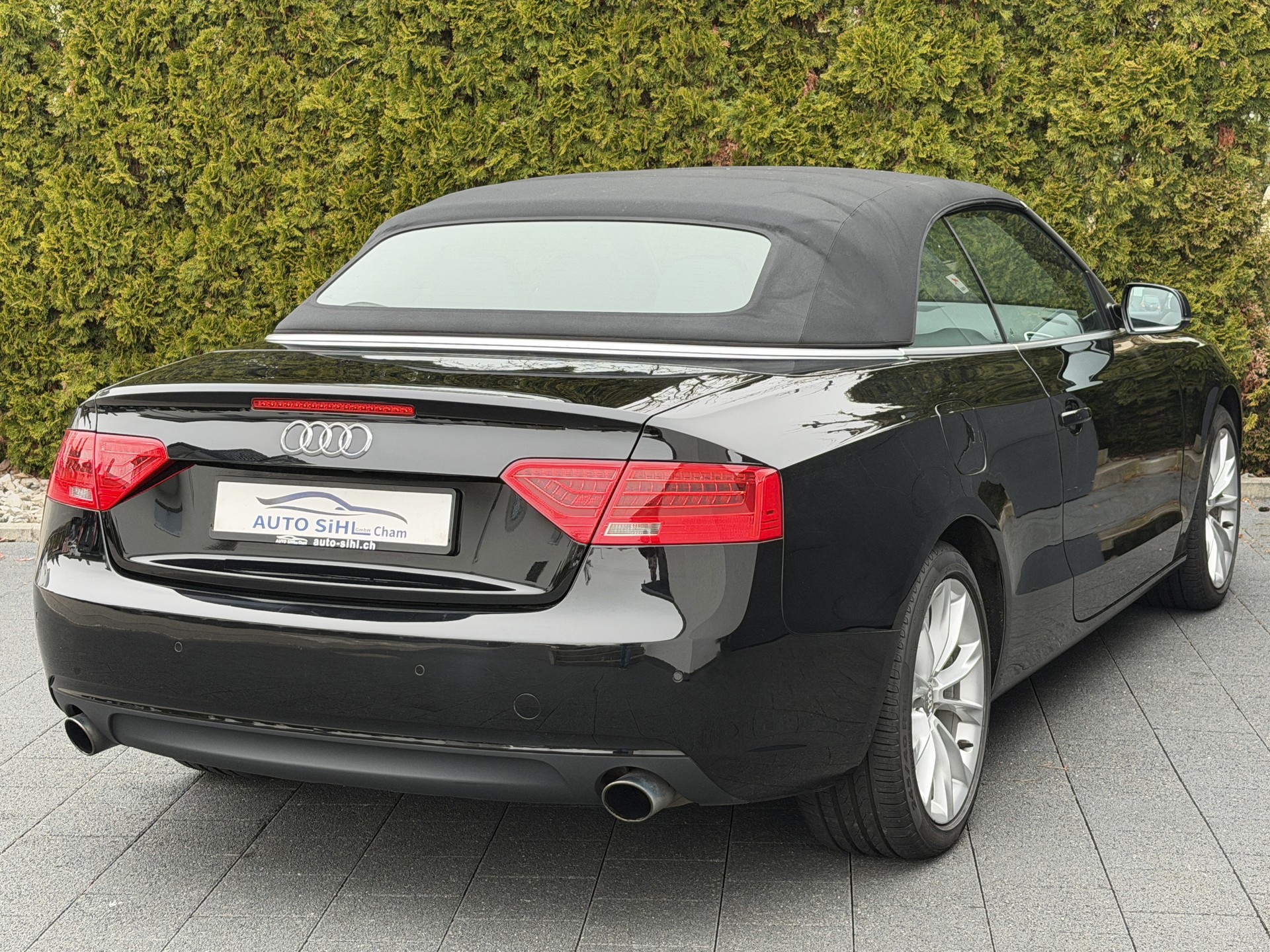 AUDI A5 Cabriolet 1.8 TFSI-image-15